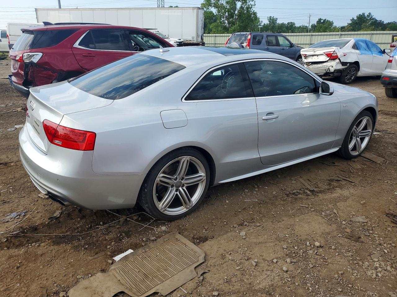 2013 Audi S5 Premium Plus Серебряный vin: WAUCGAFR6DA043260