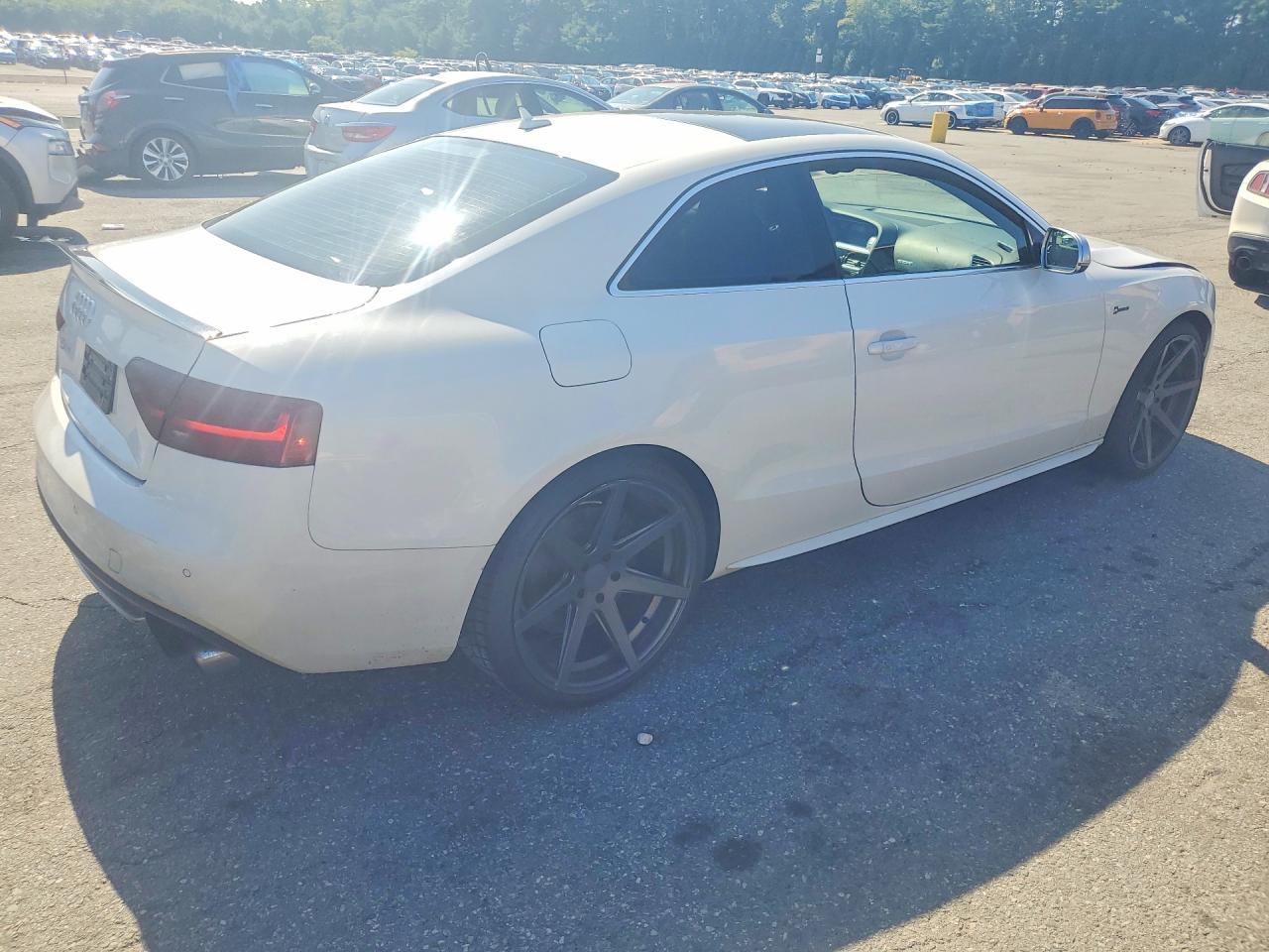 2013 Audi S5 Premium Plus White vin: WAUCGAFR8DA031496