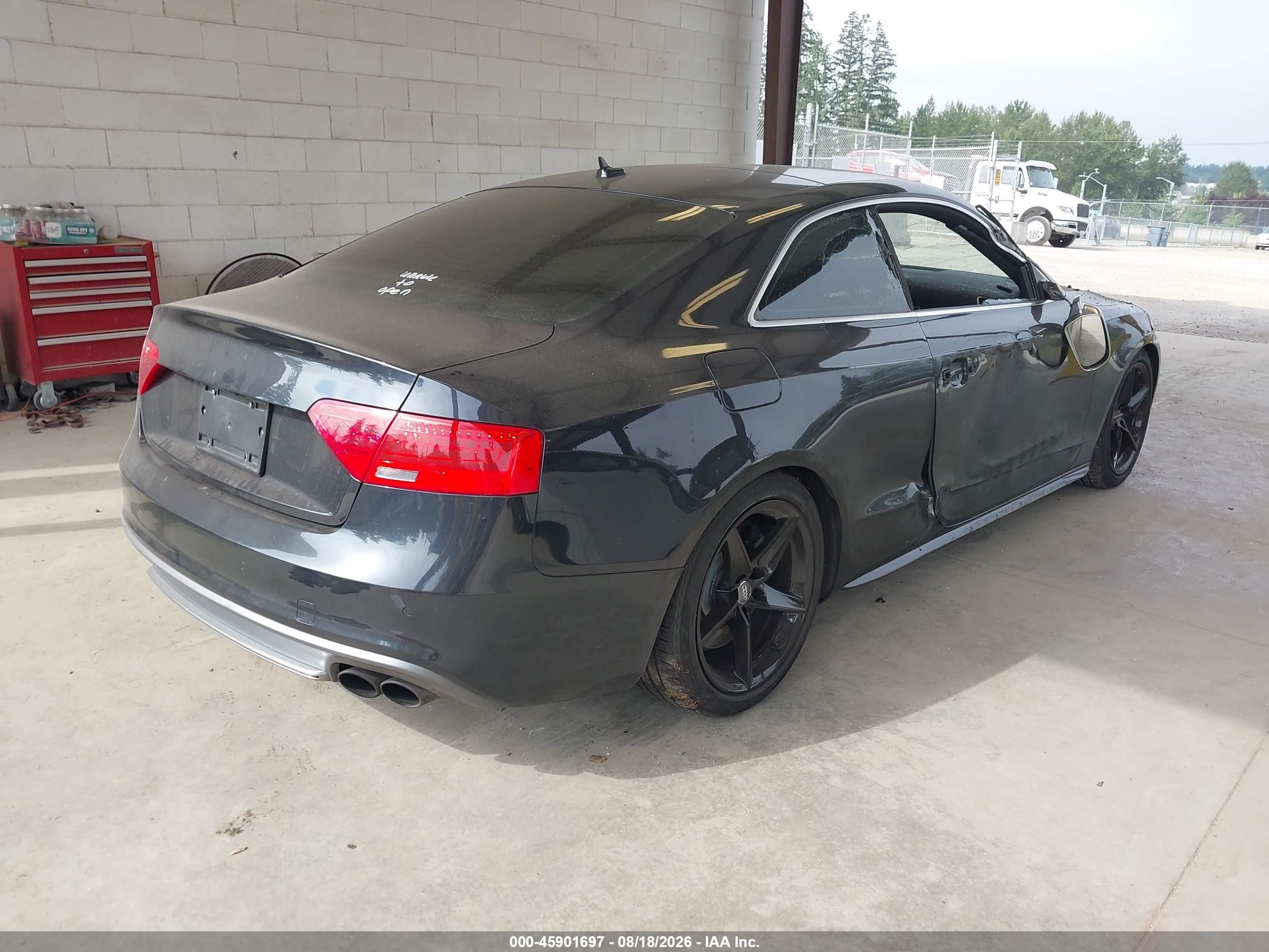 2014 Audi S5 3.0t Premium Plus Dark Blue vin: WAUCGAFR8EA015302