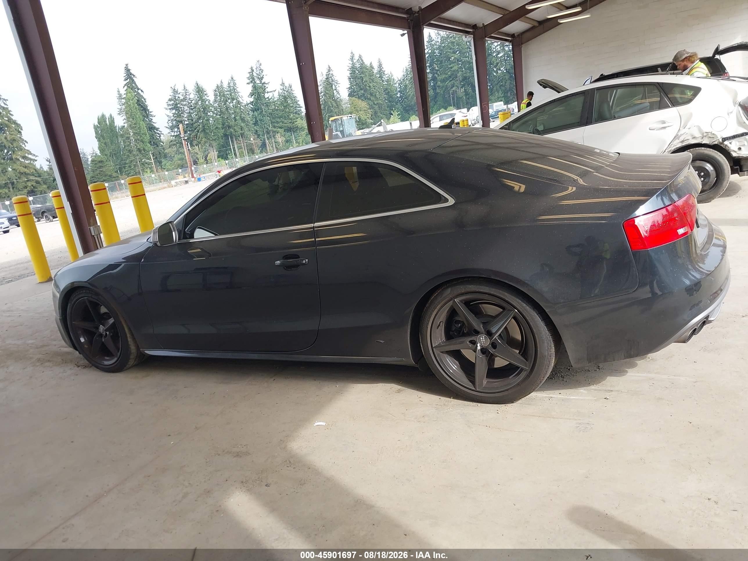 2014 Audi S5 3.0t Premium Plus Dark Blue vin: WAUCGAFR8EA015302