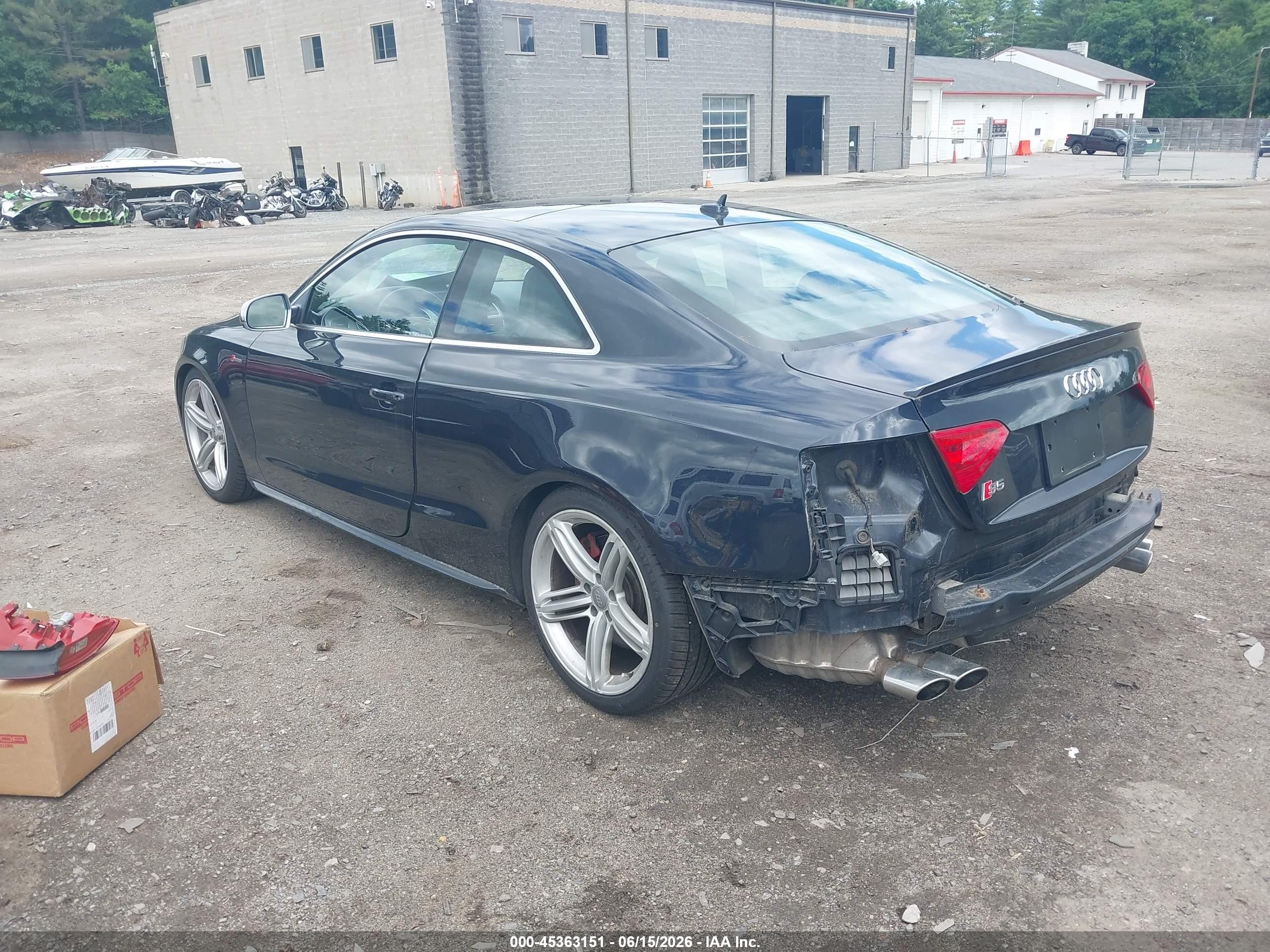 2013 Audi S5 3.0t Premium Plus Dark Blue vin: WAUCGAFRXDA002291