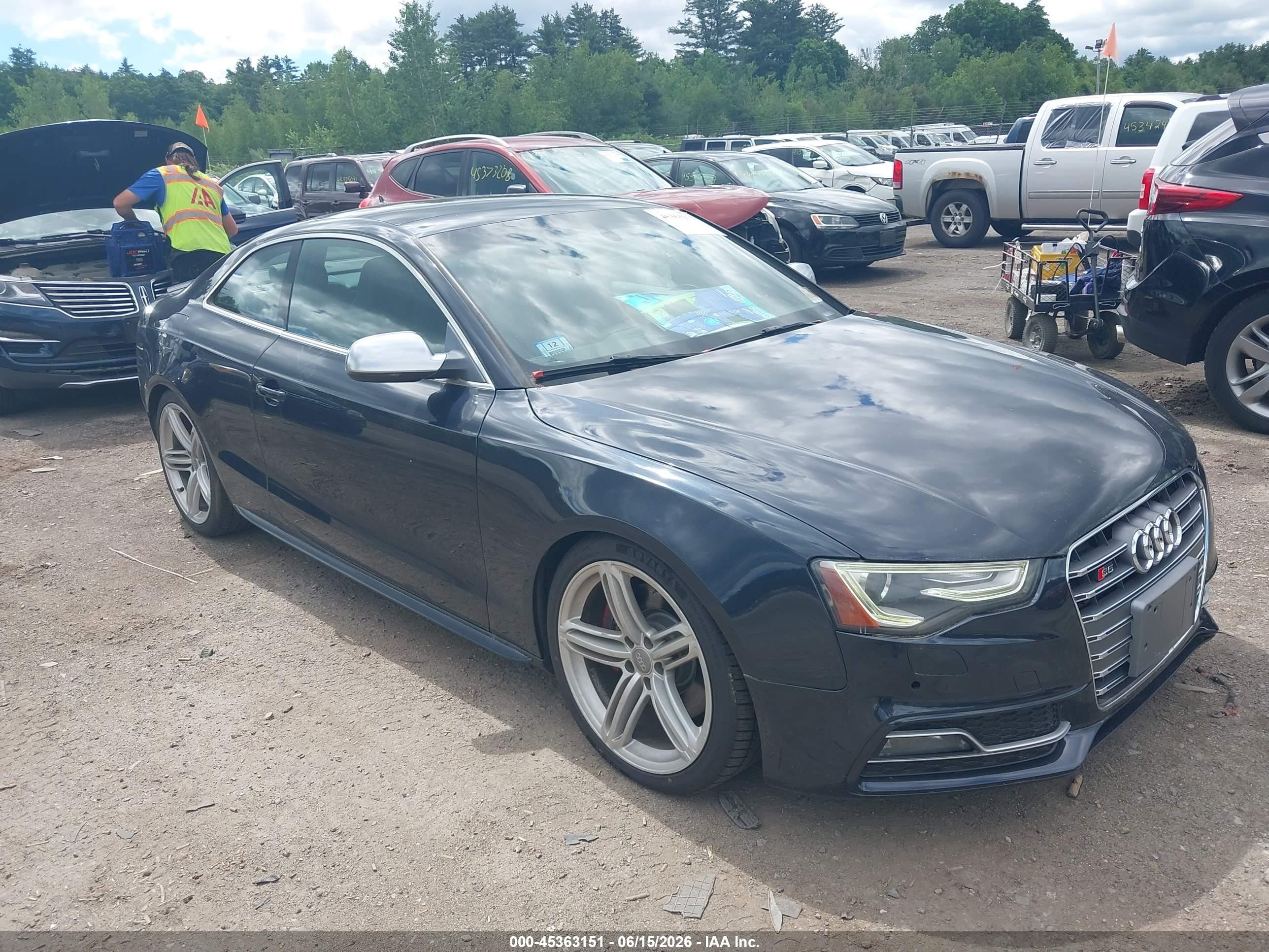 2013 Audi S5 3.0t Premium Plus Dark Blue vin: WAUCGAFRXDA002291