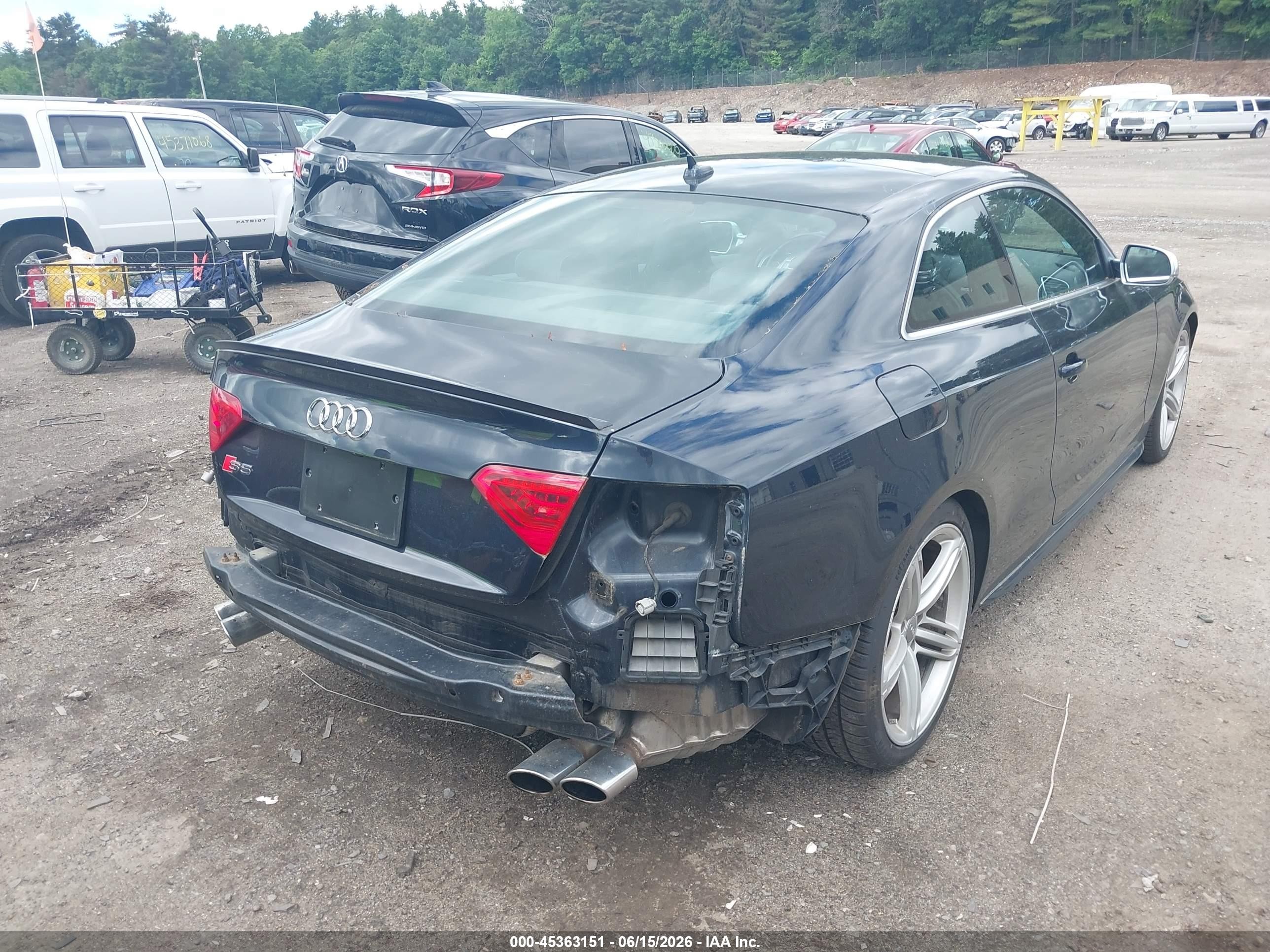 2013 Audi S5 3.0t Premium Plus Dark Blue vin: WAUCGAFRXDA002291