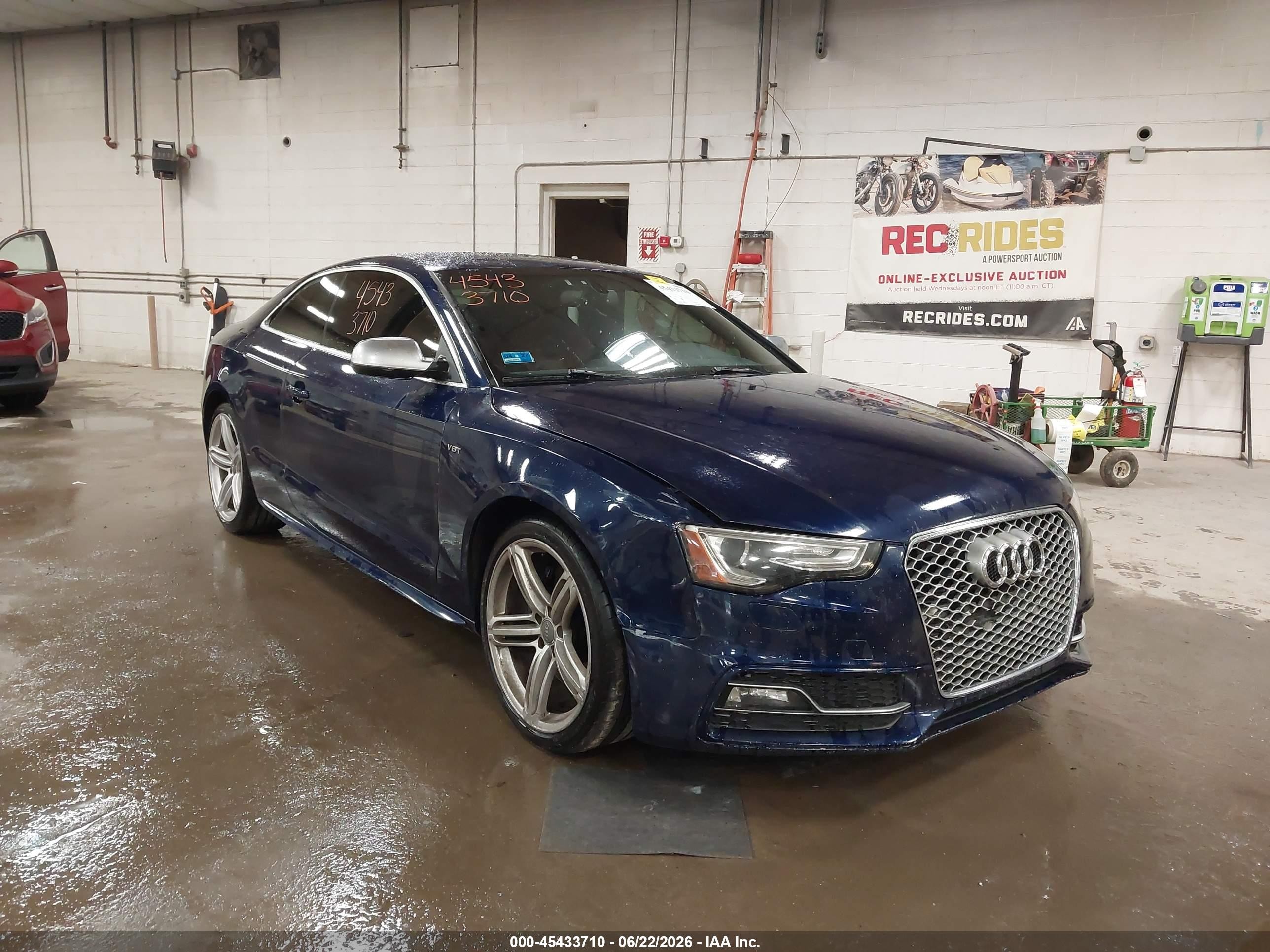 2013 Audi S5 3.0t Premium Plus Blue vin: WAUCGAFRXDA032018