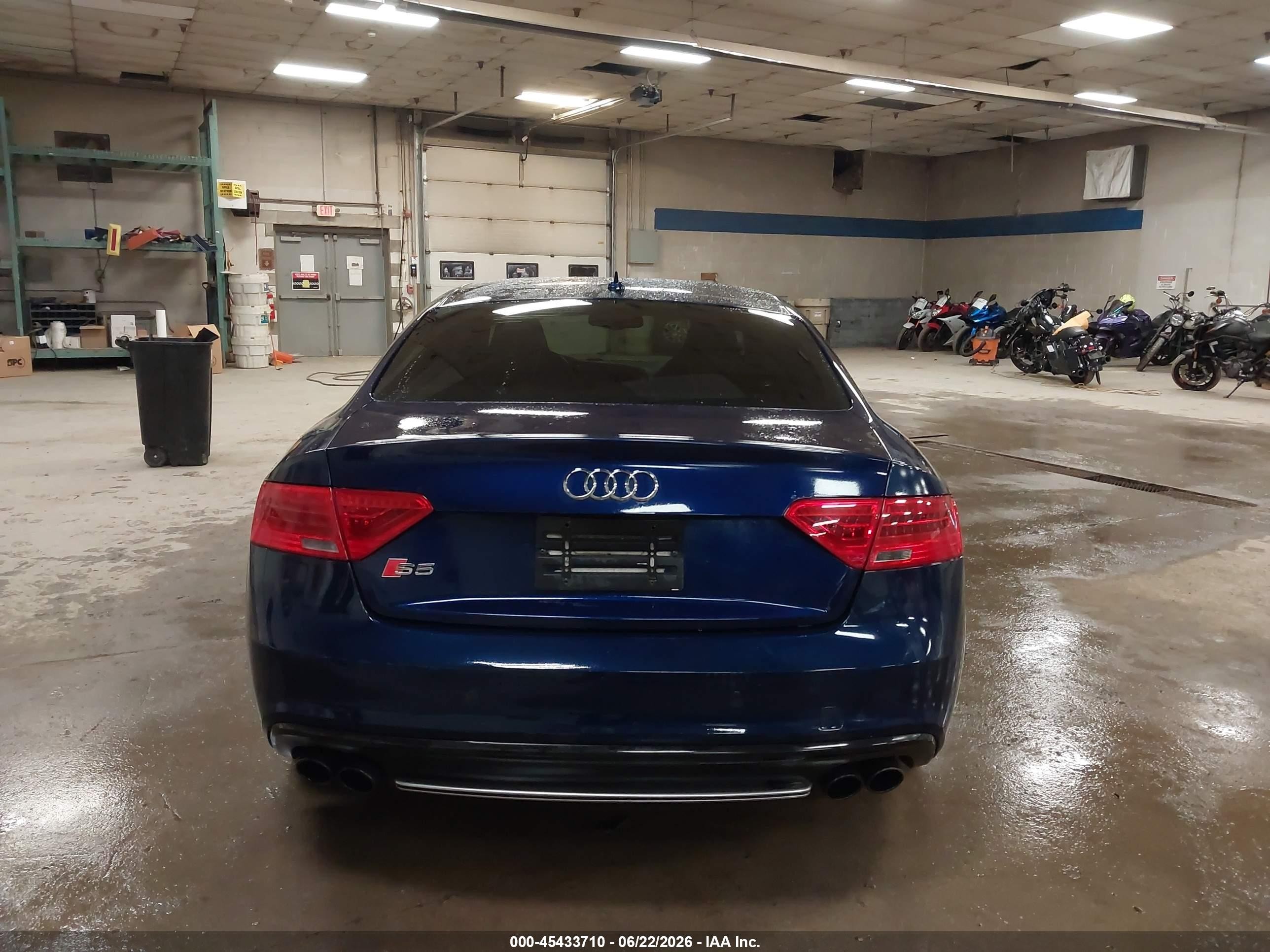 2013 Audi S5 3.0t Premium Plus Blue vin: WAUCGAFRXDA032018