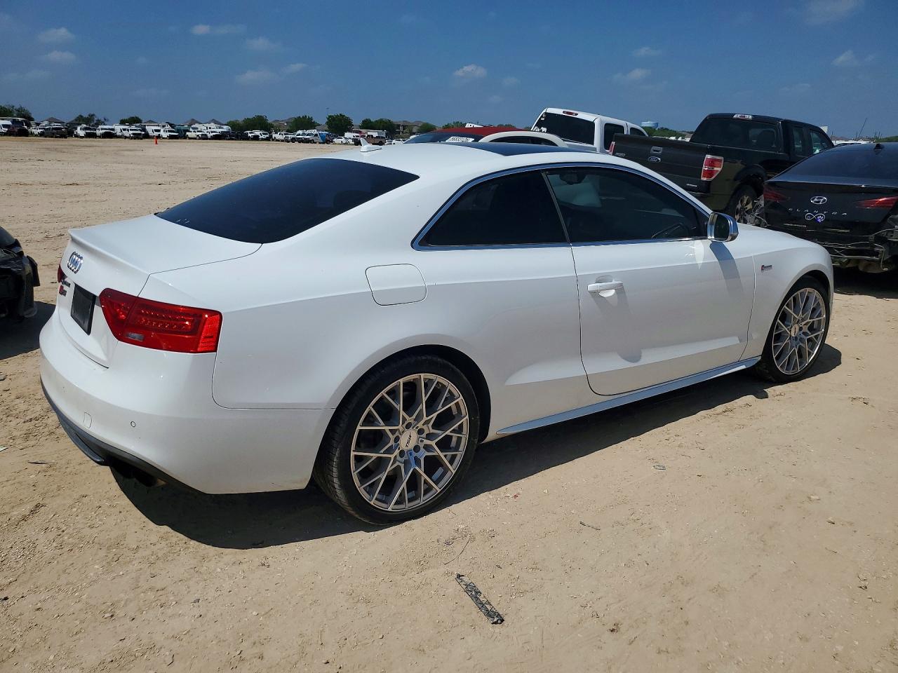2014 Audi S5 Premium Plus Белый vin: WAUCGAFRXEA006049