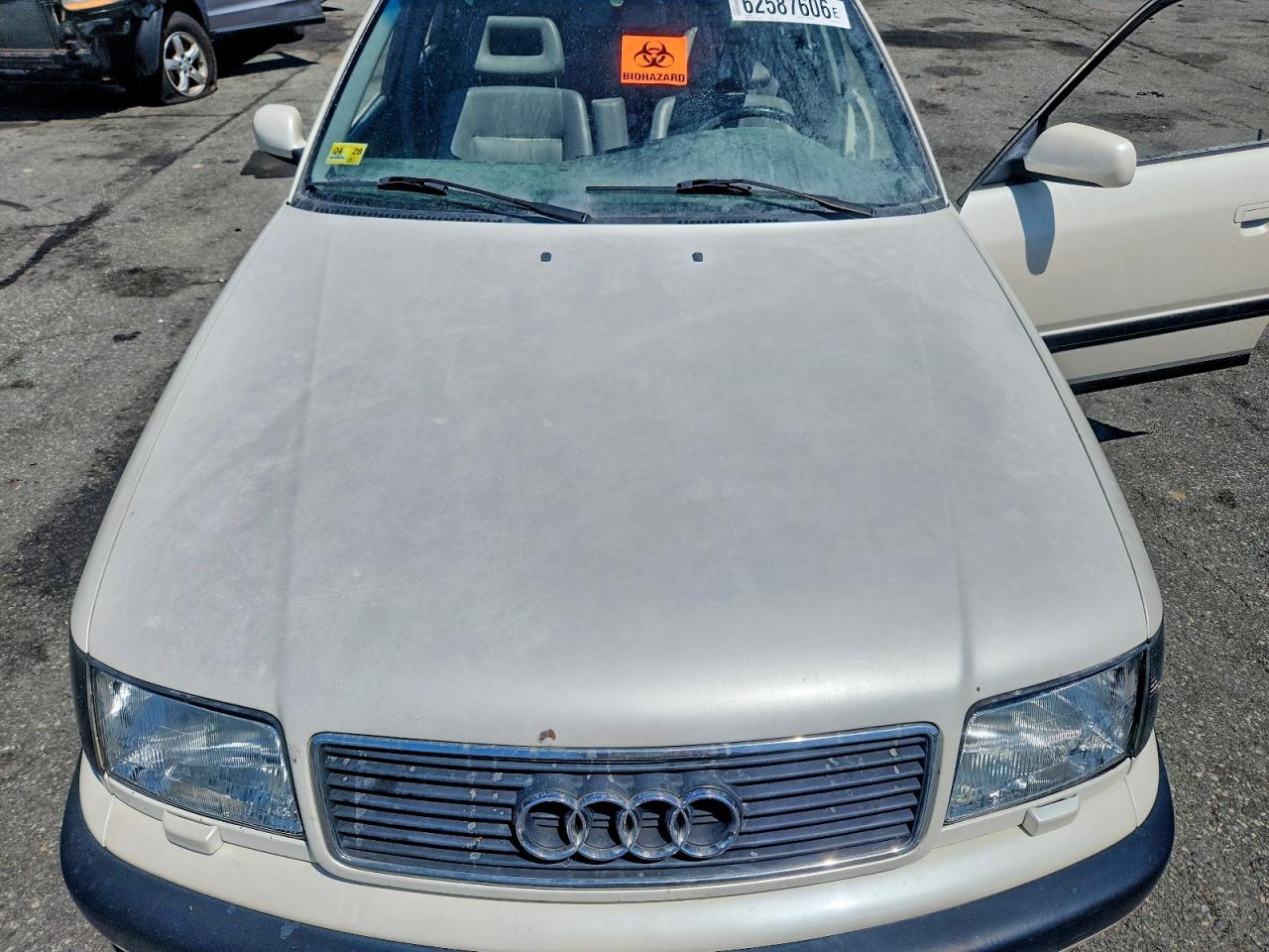 1994 Audi 100 S White vin: WAUCK84A9RN066195