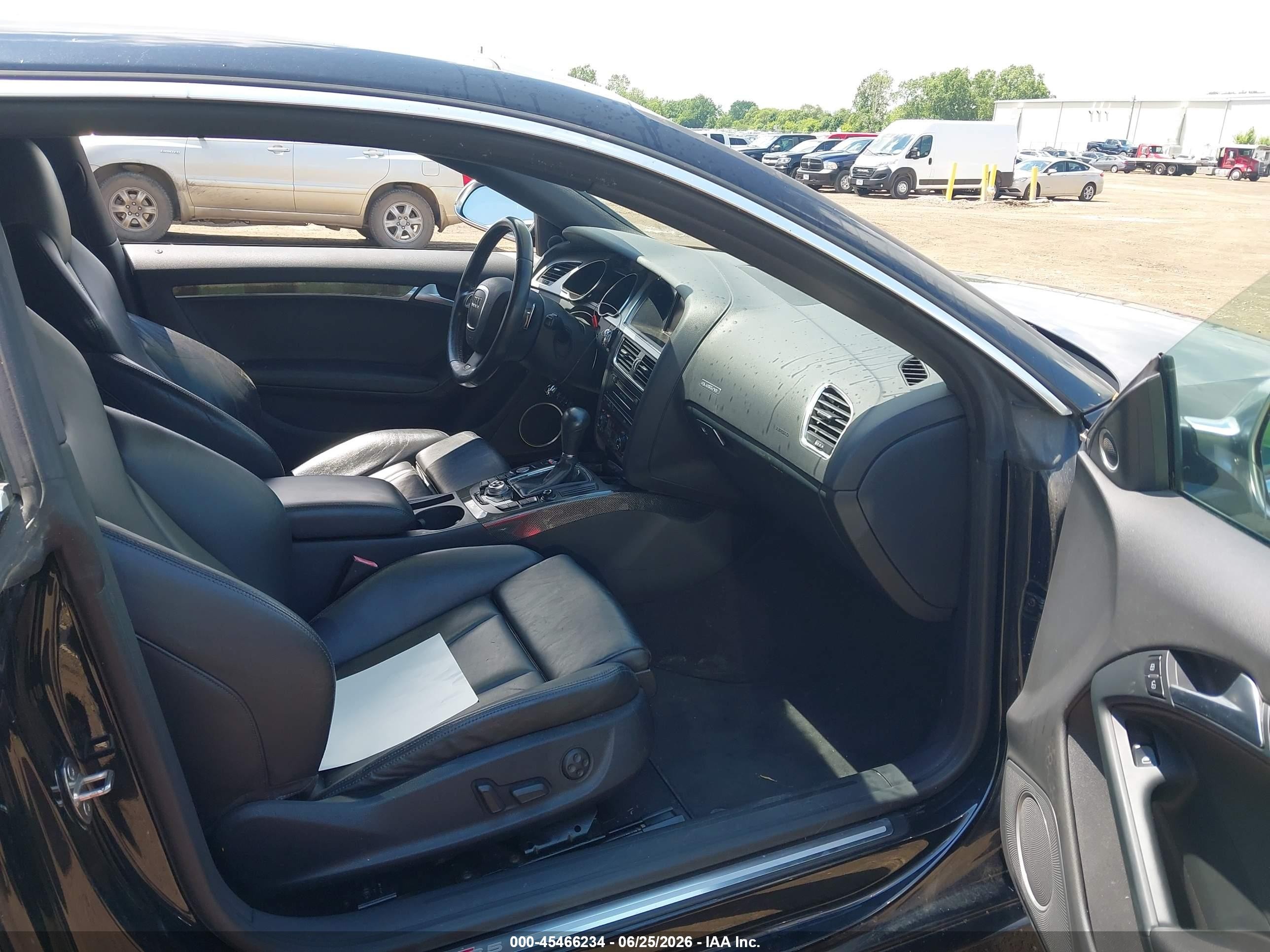 2012 Audi S5 Premium Plus Blue vin: WAUCVAFR2CA000880