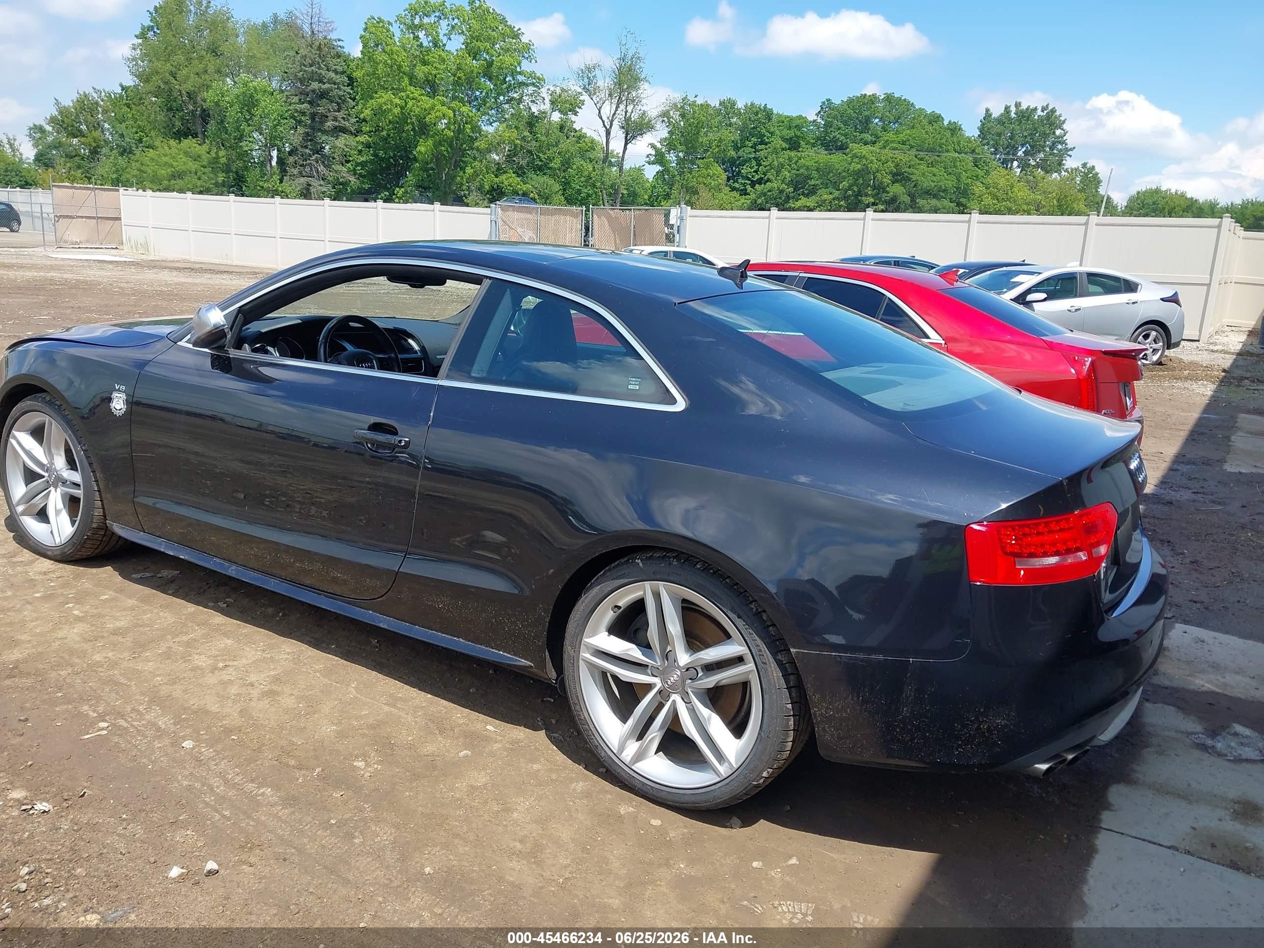 2012 Audi S5 Premium Plus Blue vin: WAUCVAFR2CA000880