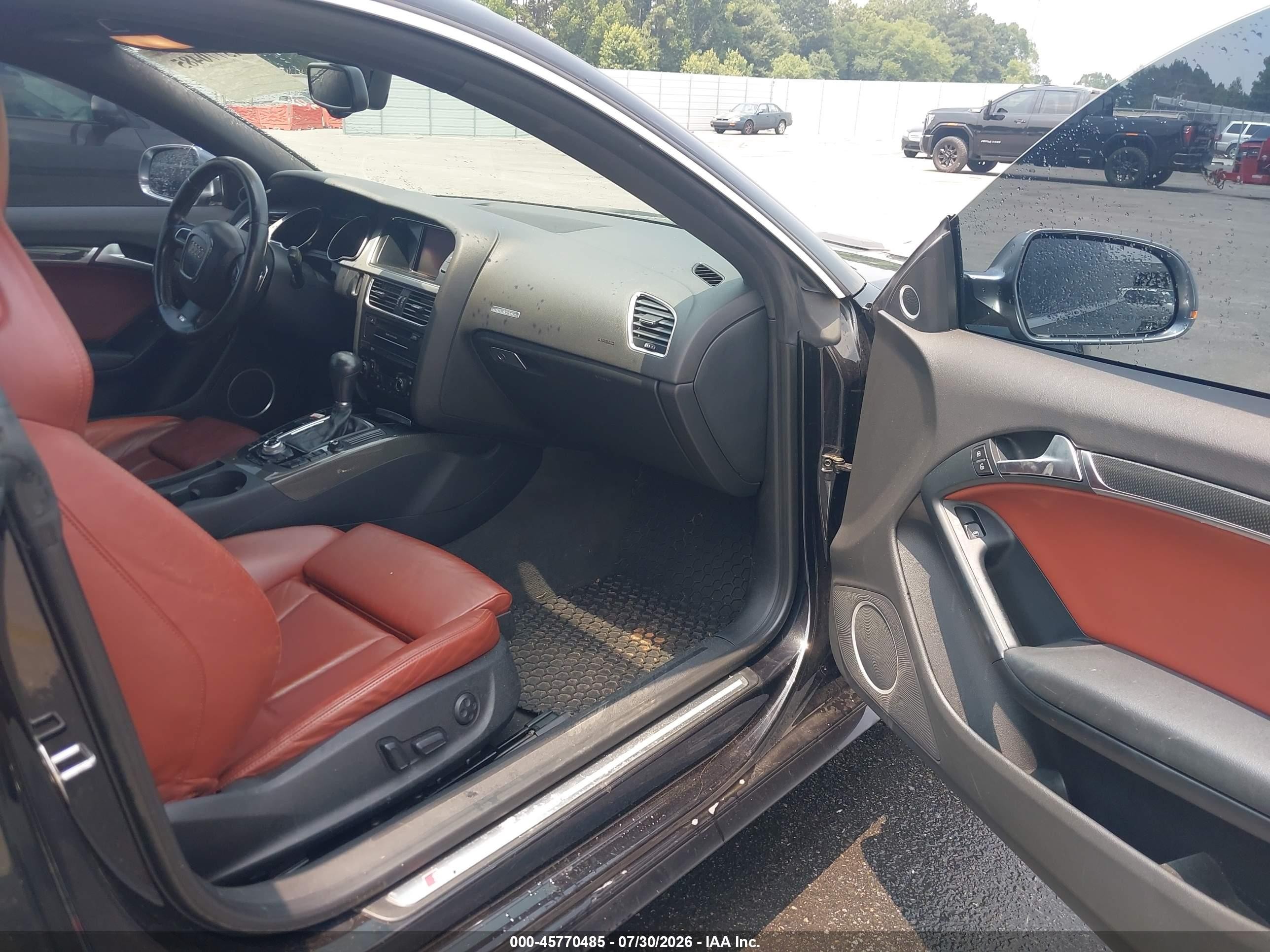 2011 Audi S5 4.2 Premium Plus Черный vin: WAUCVAFR7BA036904