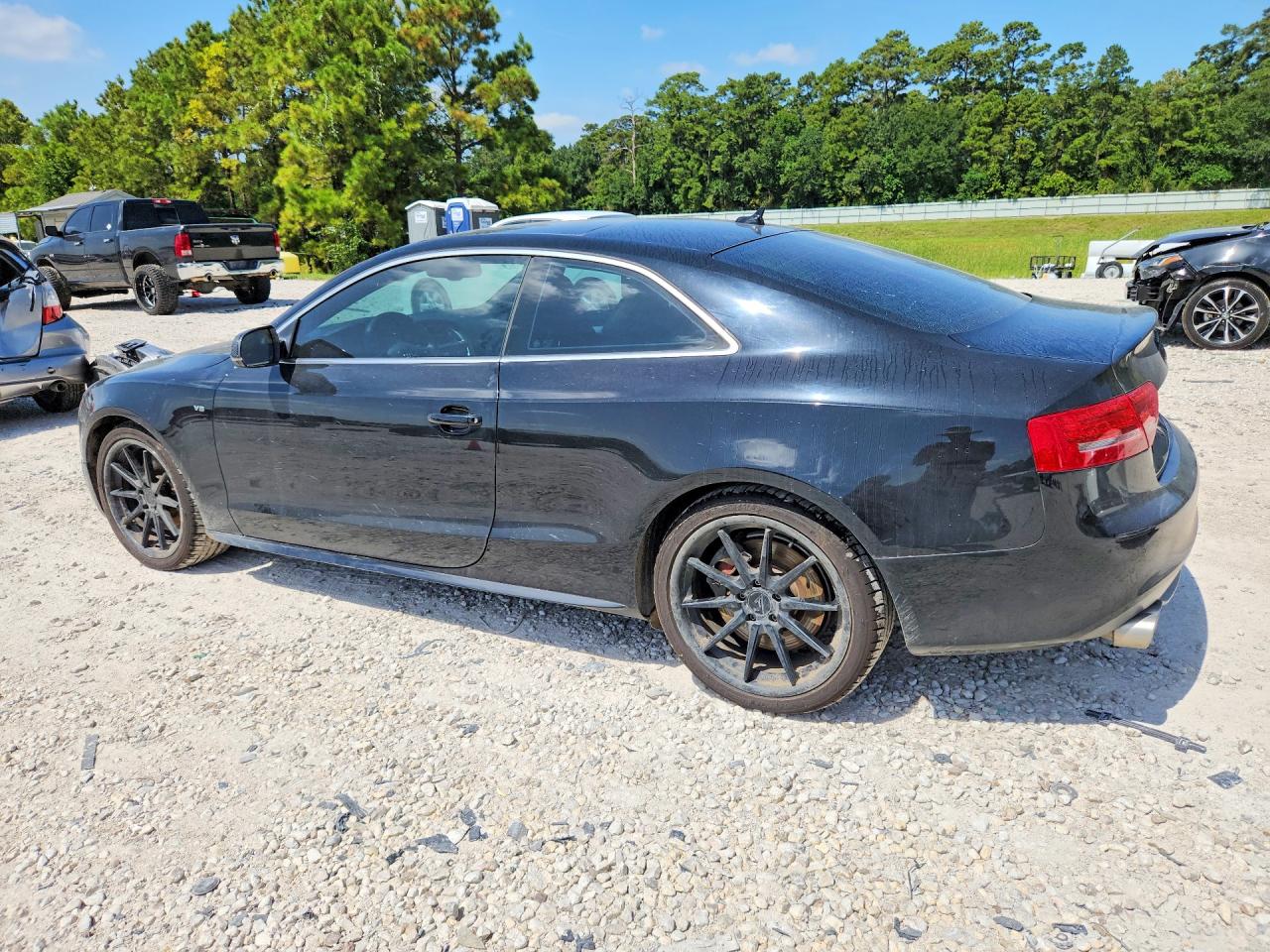 2011 Audi S5 Premium Plus Черный vin: WAUCVAFRXBA035830