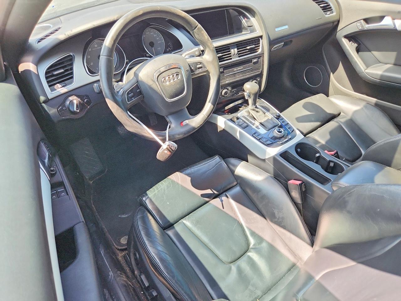 2011 Audi S5 Premium Plus Черный vin: WAUCVAFRXBA035830