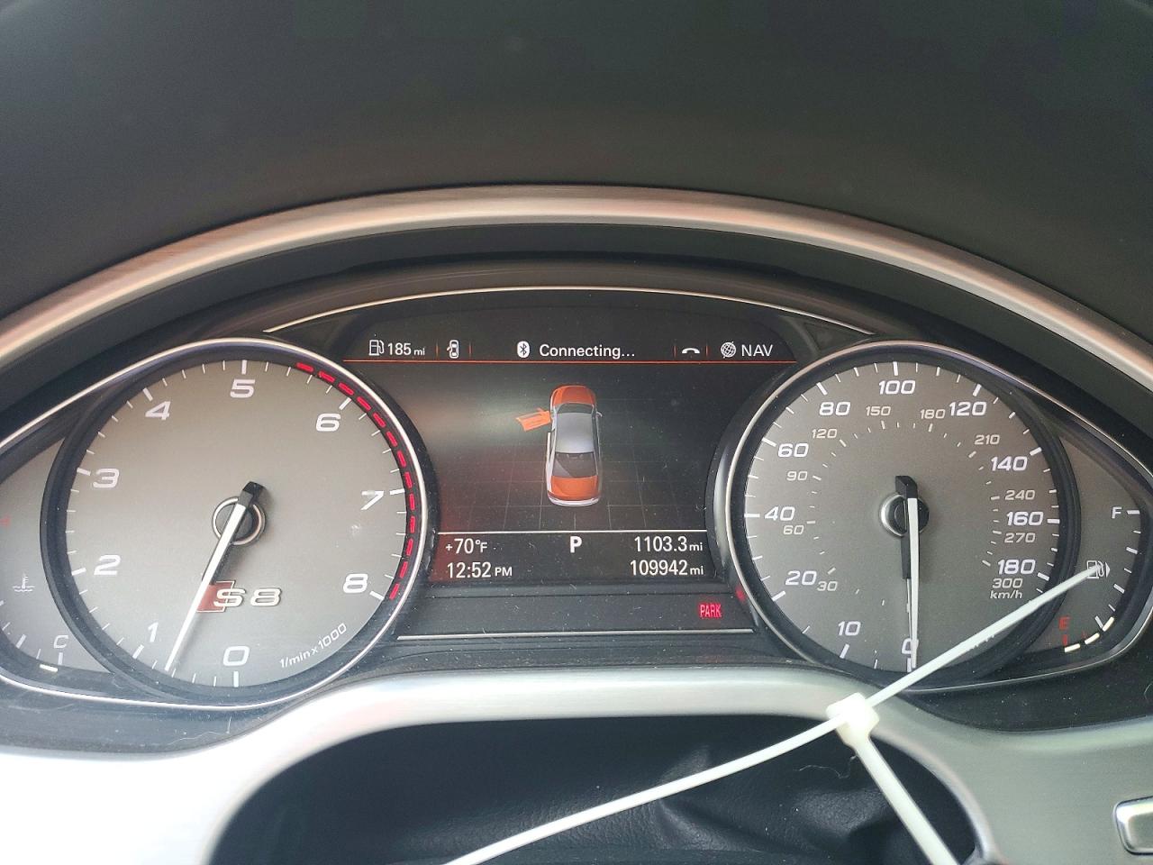 2013 Audi S8 Quattro Black vin: WAUD2AFD1DN026673