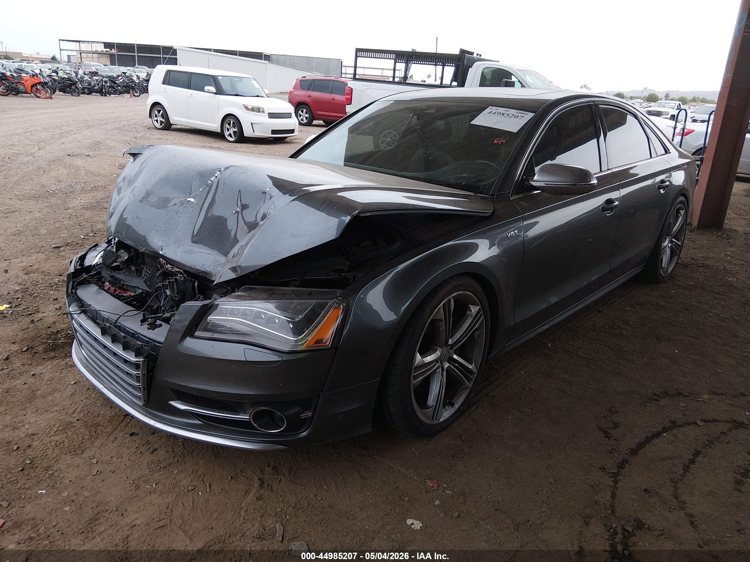 2013 Audi S8 4.0t Gray vin: WAUD2AFD1DN027421