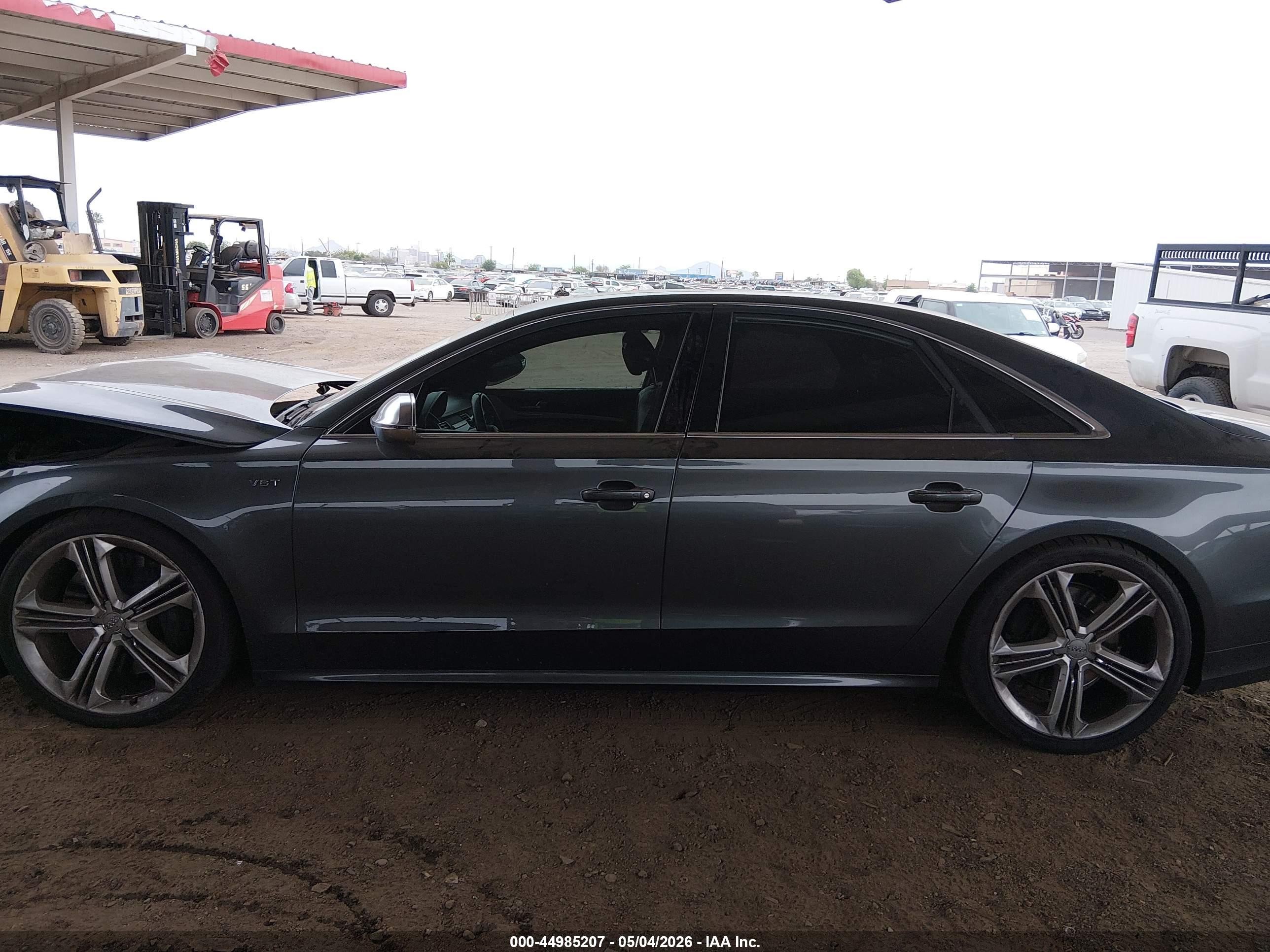 2013 Audi S8 4.0t Gray vin: WAUD2AFD1DN027421
