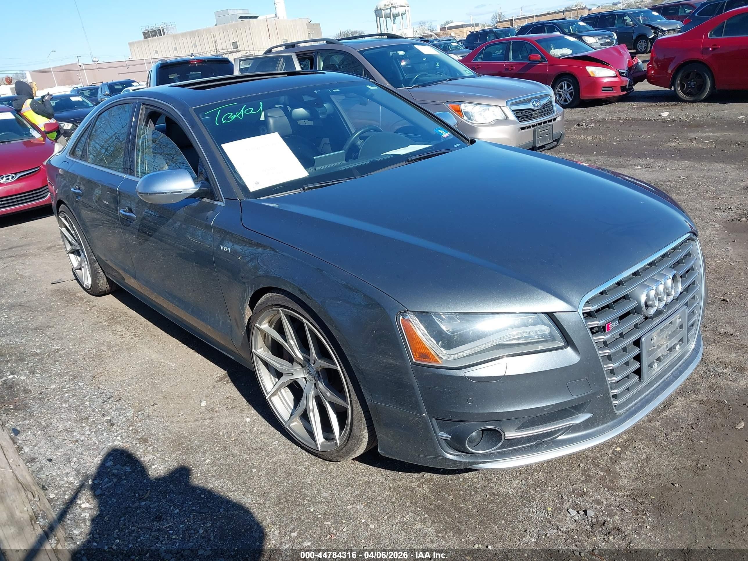2013 Audi S8 4.0t Gray vin: WAUD2AFD4DN017319