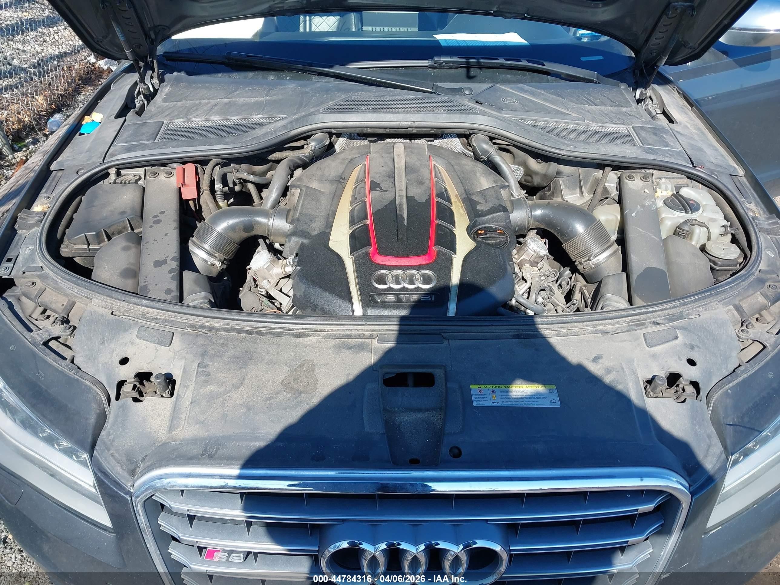 2013 Audi S8 4.0t Gray vin: WAUD2AFD4DN017319