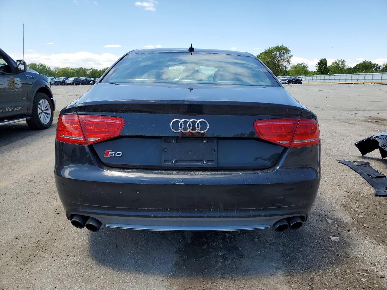 2013 Audi S8 Quattro Black vin: WAUD2AFD7DN029657