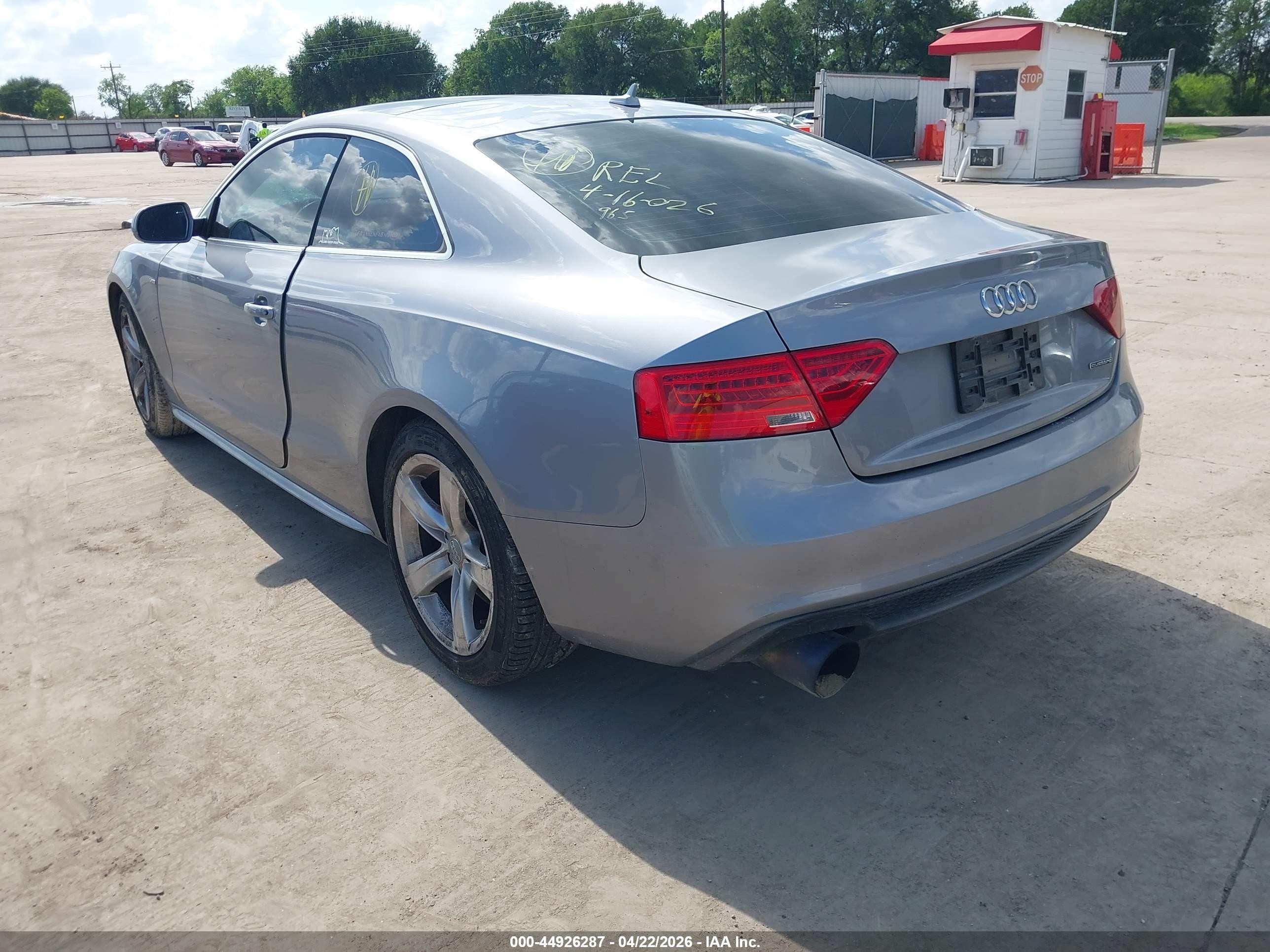 2016 Audi A5 2.0t Premium Silver vin: WAUD2AFR5GA058419