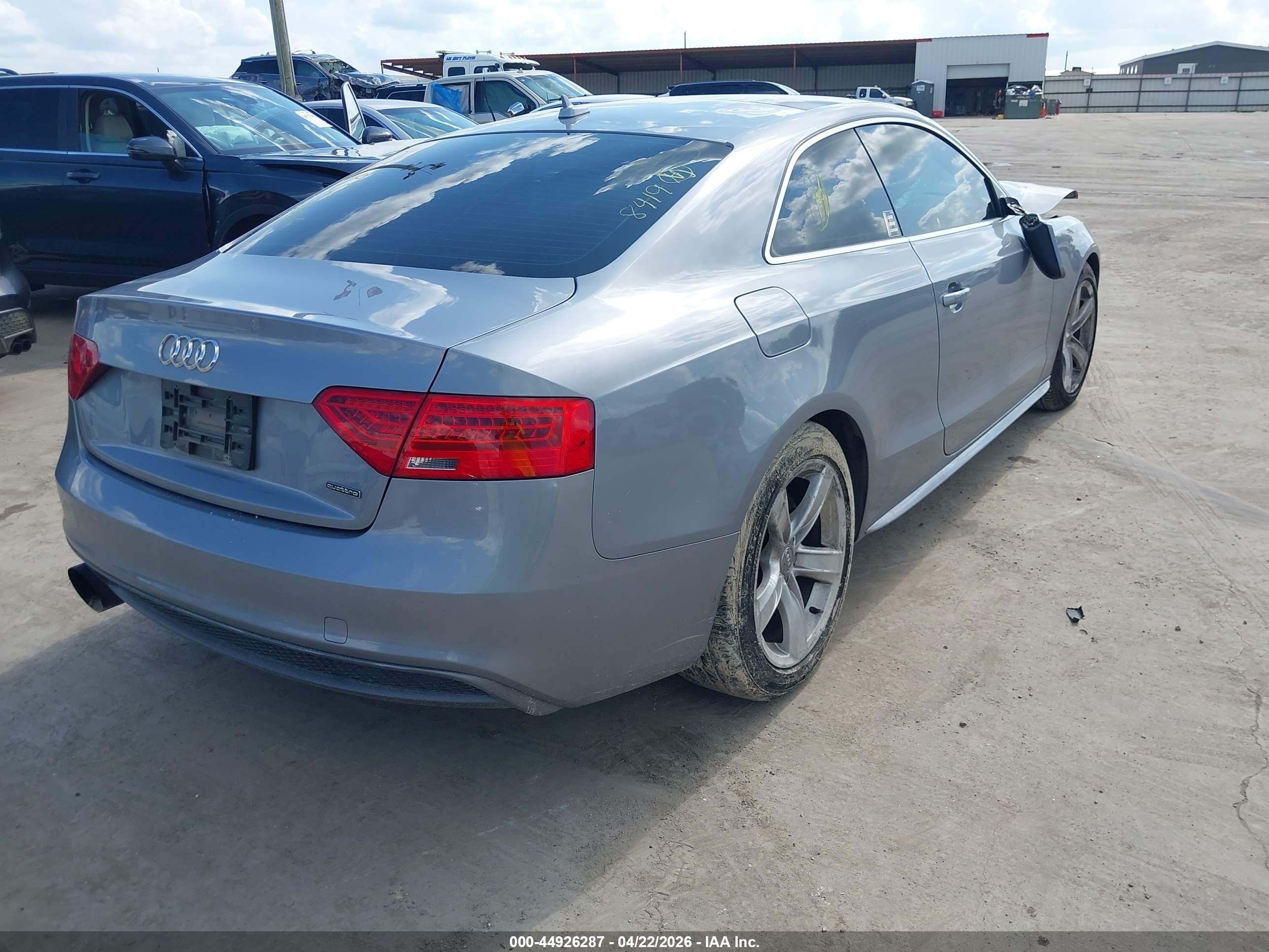 2016 Audi A5 2.0t Premium Silver vin: WAUD2AFR5GA058419