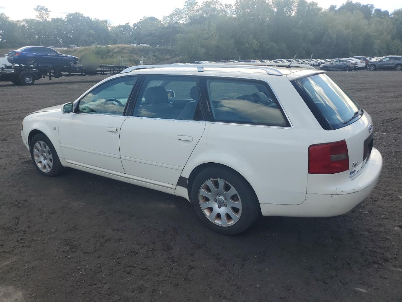 1999 Audi A6 Avant Quattro Белый vin: WAUDA24B8XN028533