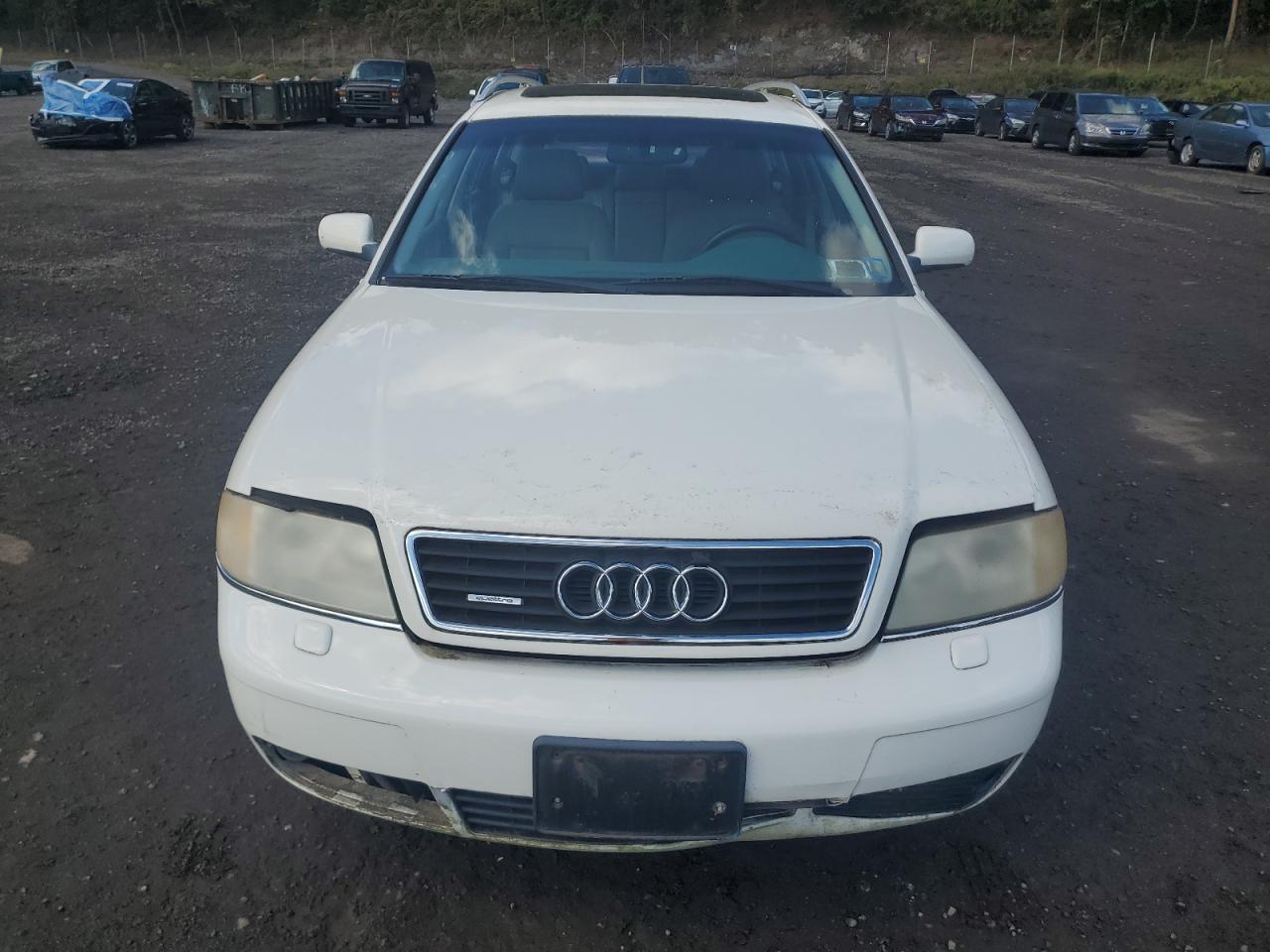 1999 Audi A6 Avant Quattro Белый vin: WAUDA24B8XN028533