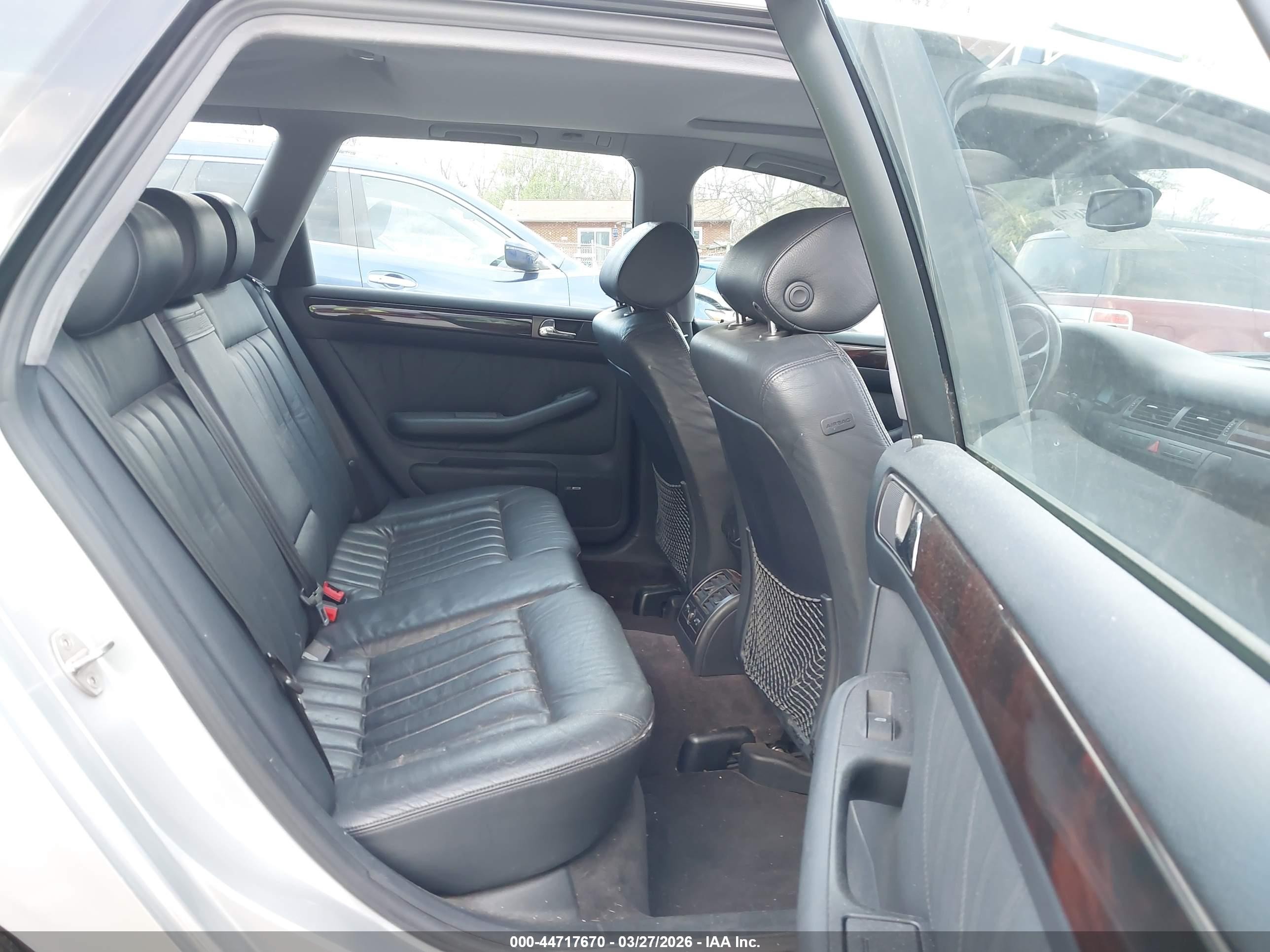 1999 Audi A6 2.8 Avant Серебряный vin: WAUDA24B8XN131449