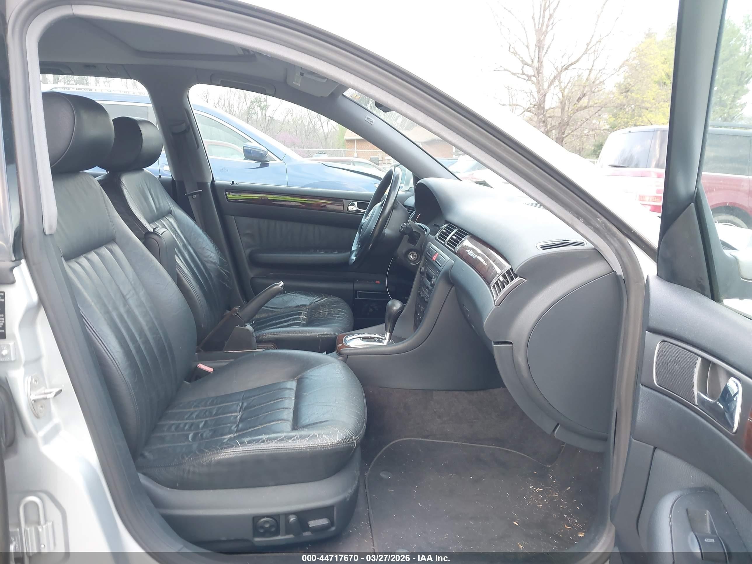 1999 Audi A6 2.8 Avant Серебряный vin: WAUDA24B8XN131449