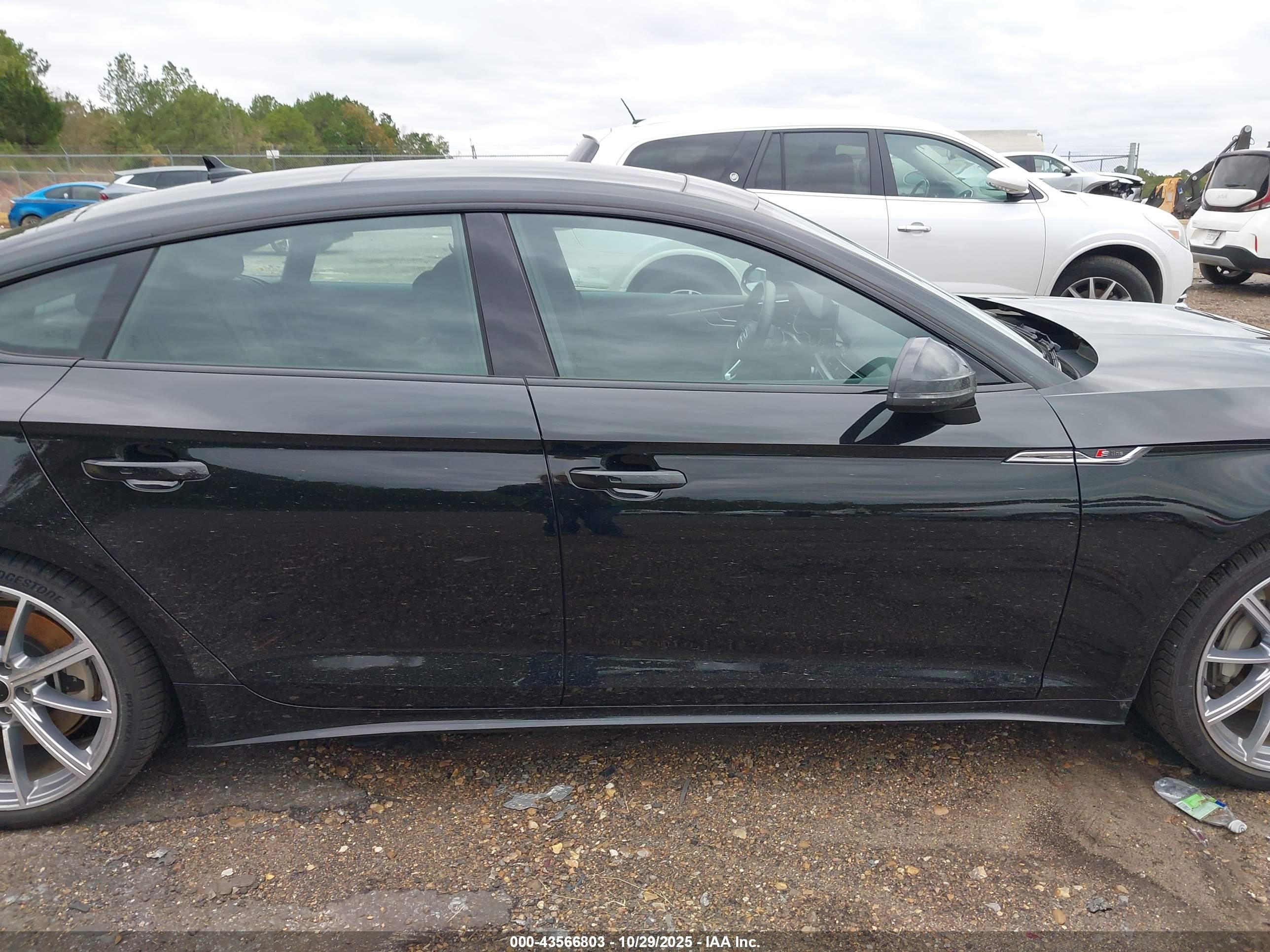 2025 Audi A5 Sportback Premium 45 Tfsi S Line Quattro S Tronic Black vin: WAUDACF52SA010378