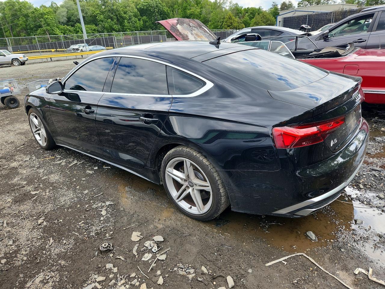 2021 Audi A5 Premium 45 Черный vin: WAUDACF54MA017206