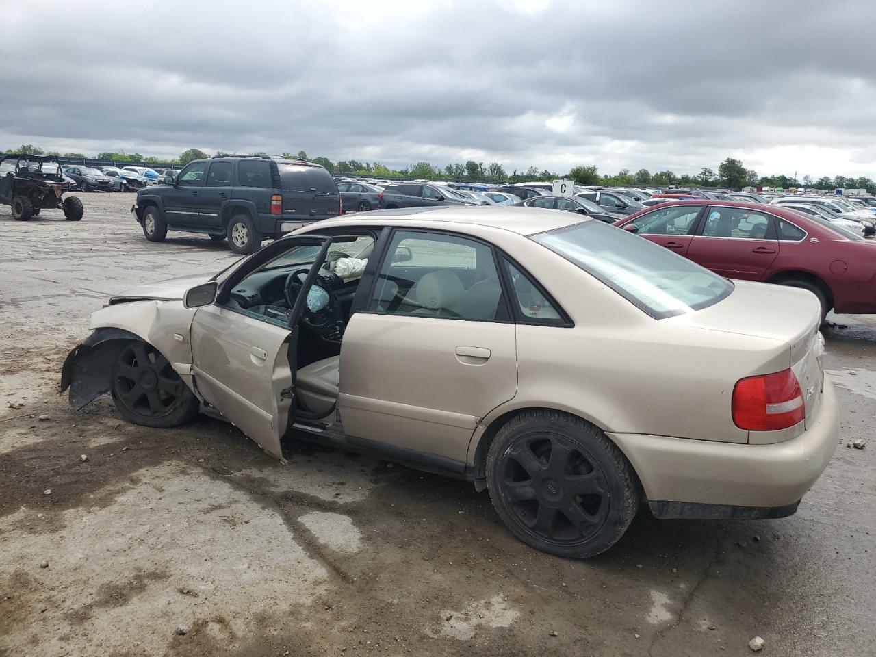 2000 Audi A4 1.8t Quattro   Gold vin: WAUDC28D0YA059094