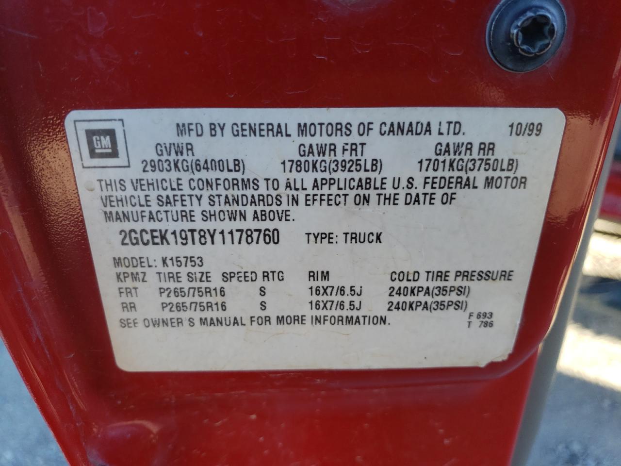 2000 Chevrolet Silverado K1500 Красный vin: WAUDC28D7YA031664