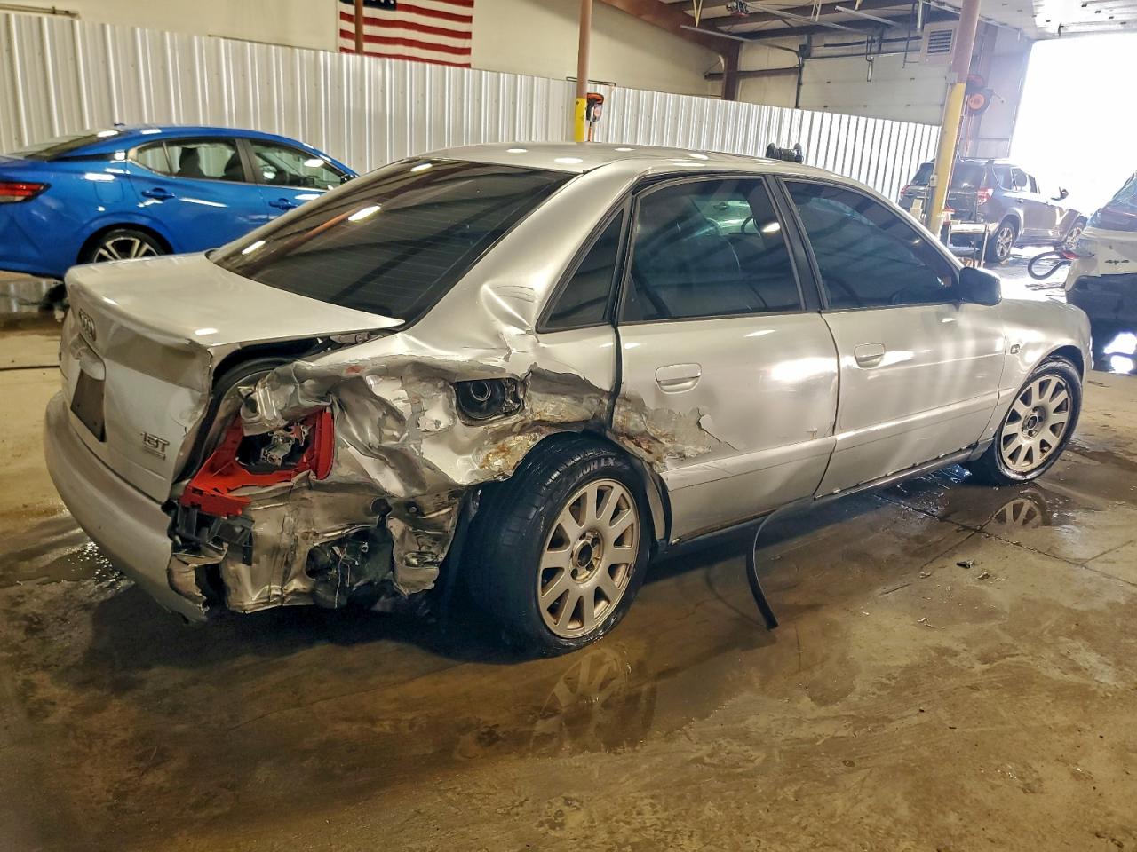 2000 Audi A4 1.8t Quattro Серебряный vin: WAUDC68D0YA168954