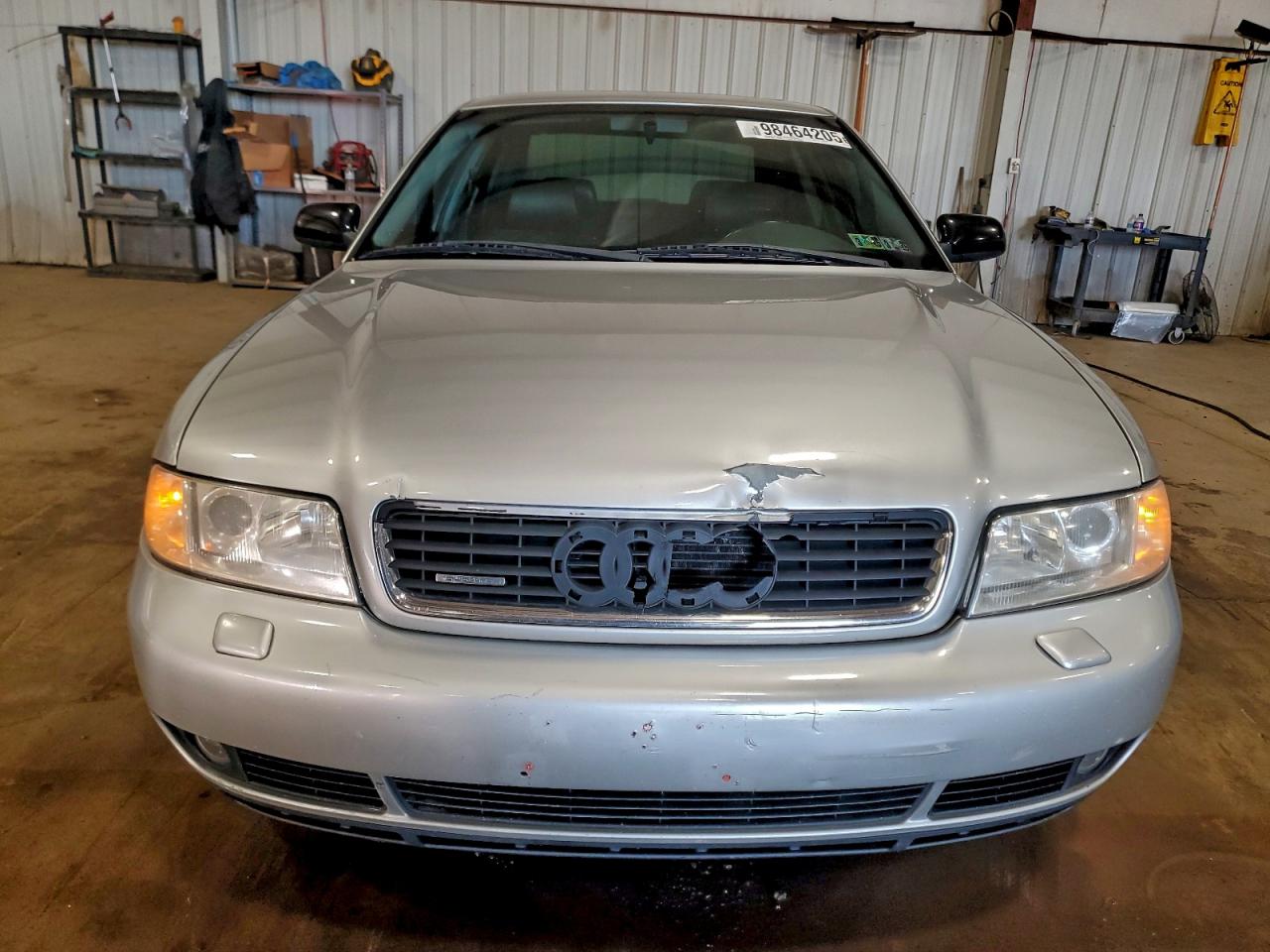 2000 Audi A4 1.8t Quattro Серебряный vin: WAUDC68D0YA168954