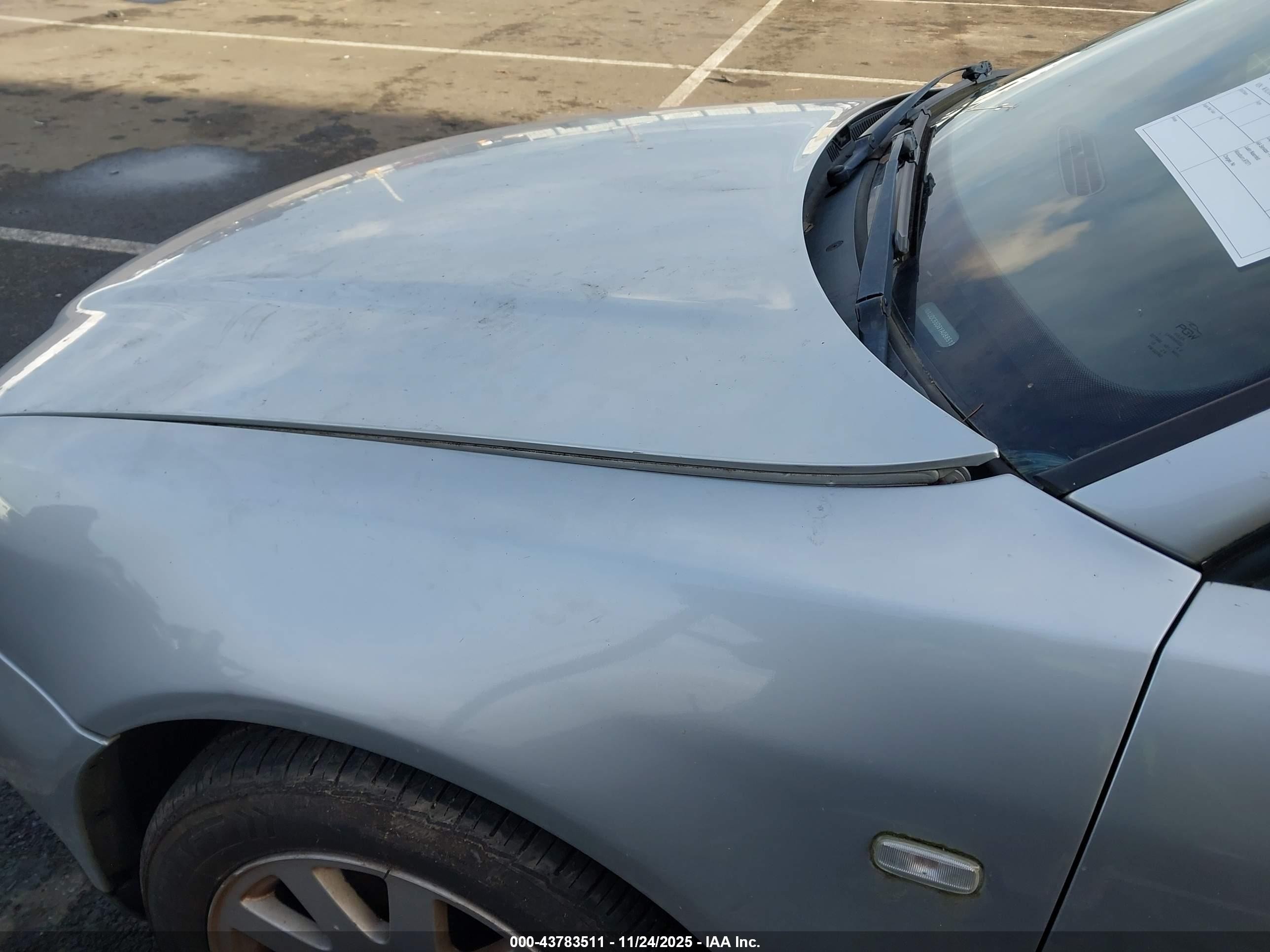 2000 Audi A4 1.8 T Серебряный vin: WAUDC68D8YA088513