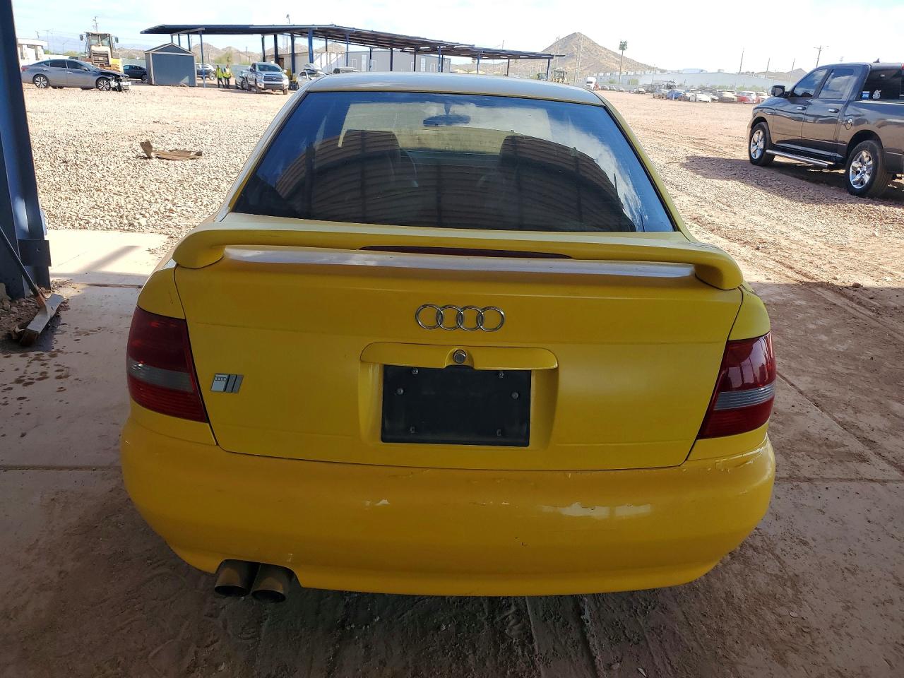 2000 Audi S4 2.7 Quattro Желтый vin: WAUDD68D1YA046214