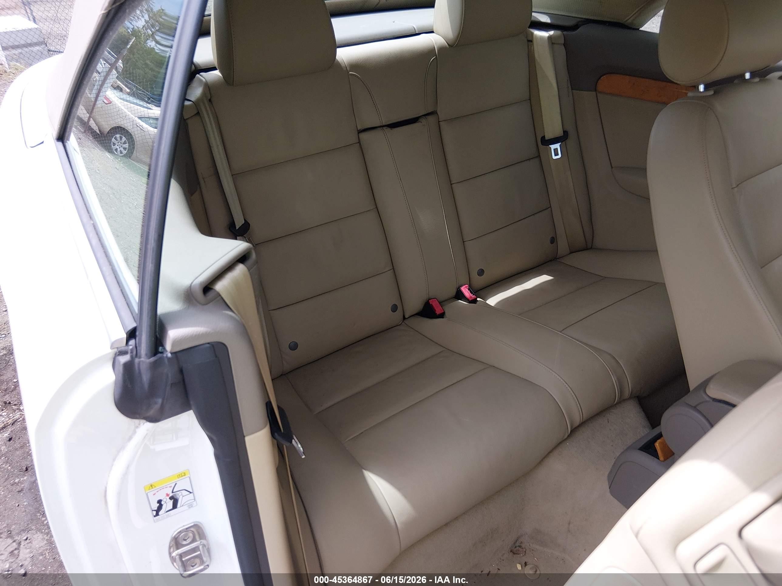 2009 Audi A4 2.0t Special Edition White vin: WAUDF48H69K011293