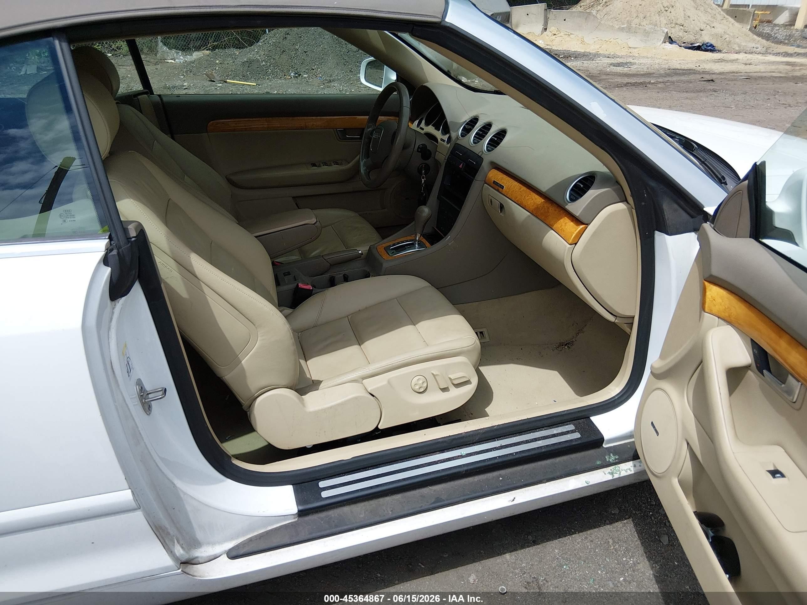 2009 Audi A4 2.0t Special Edition White vin: WAUDF48H69K011293