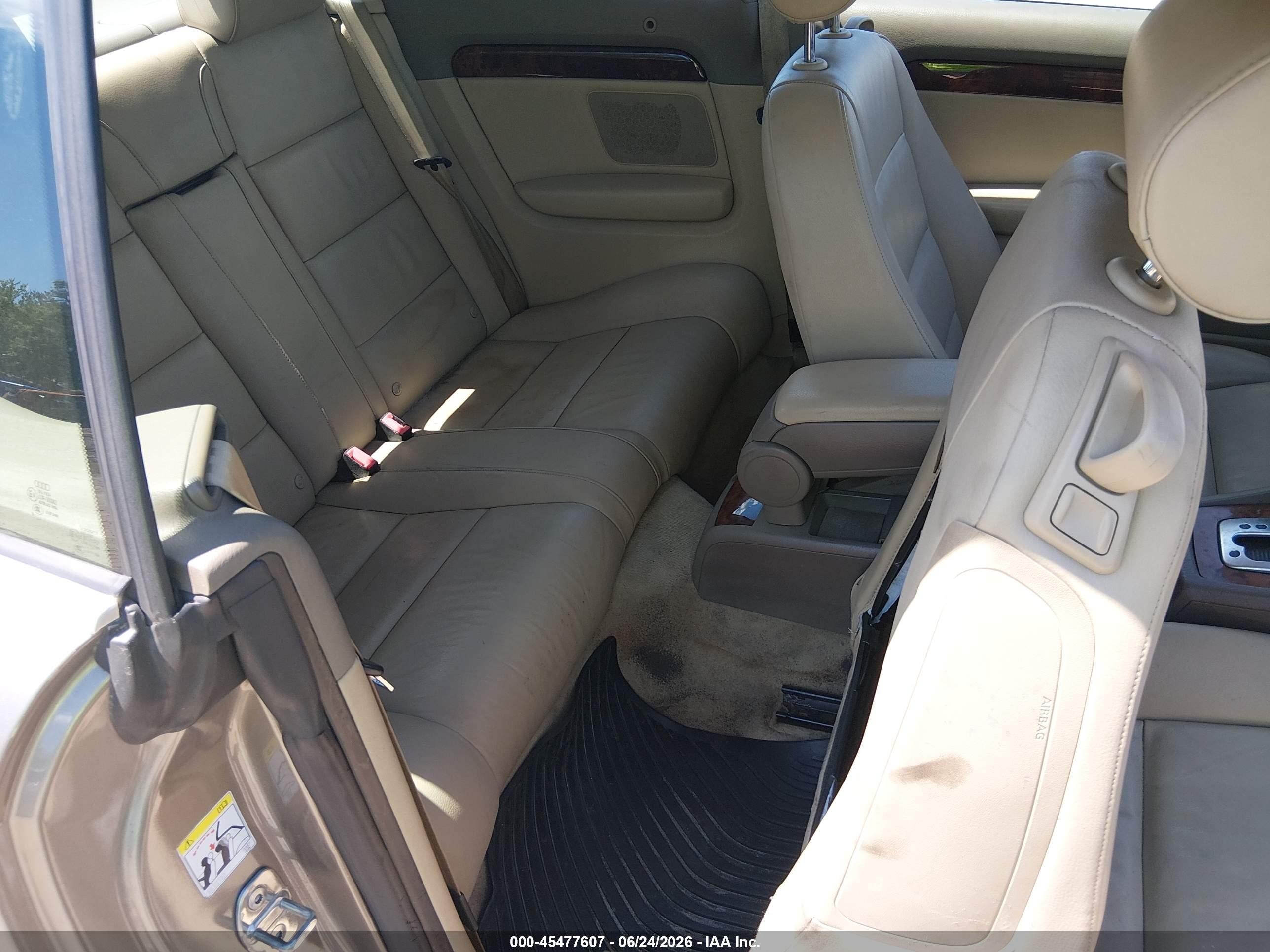 2009 Audi A4 2.0t Special Edition Tan vin: WAUDF48H79K010377