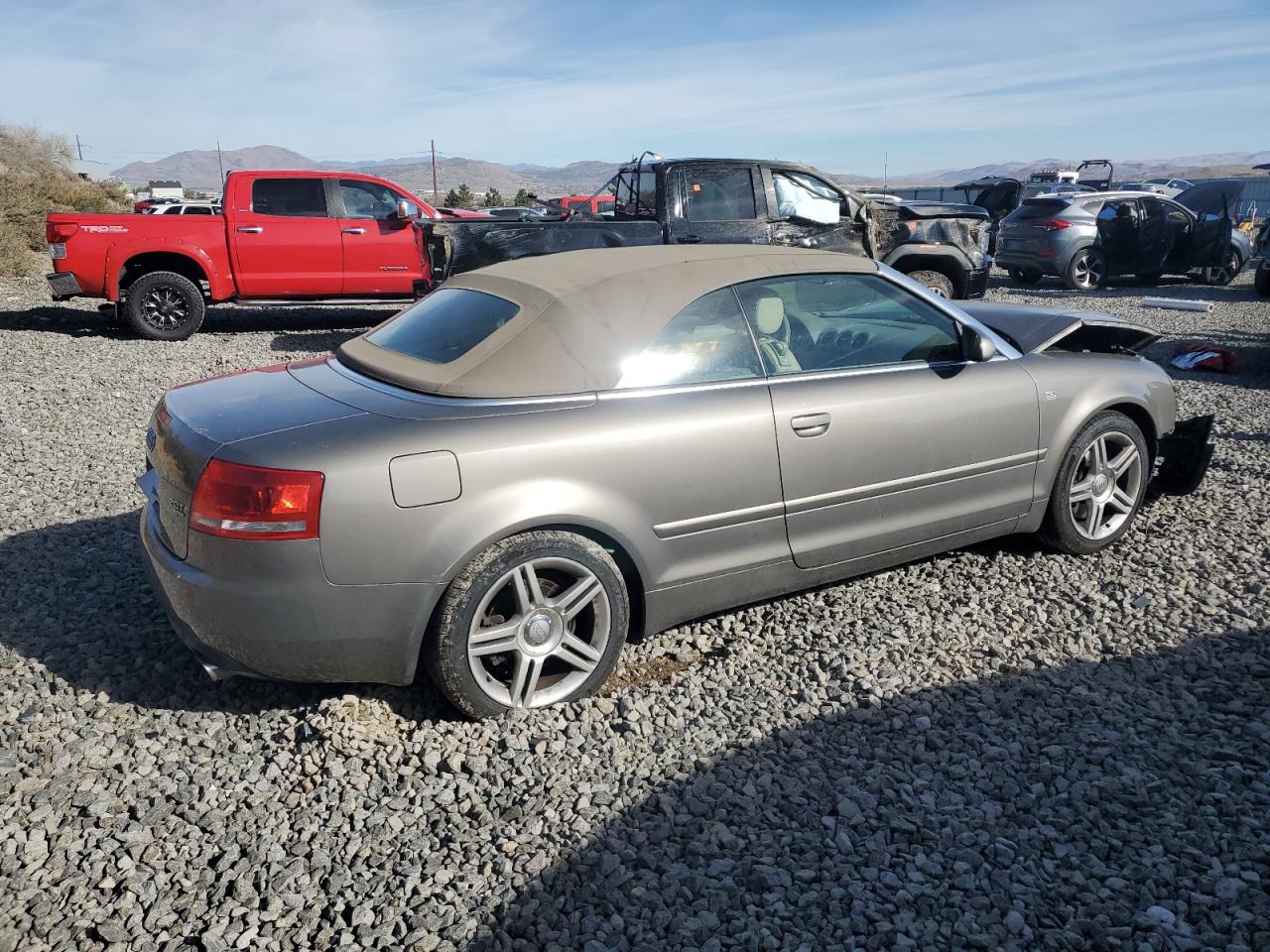 2007 Audi A4 2.0t Cabriolet Quattro Gold vin: WAUDF48H87K037486