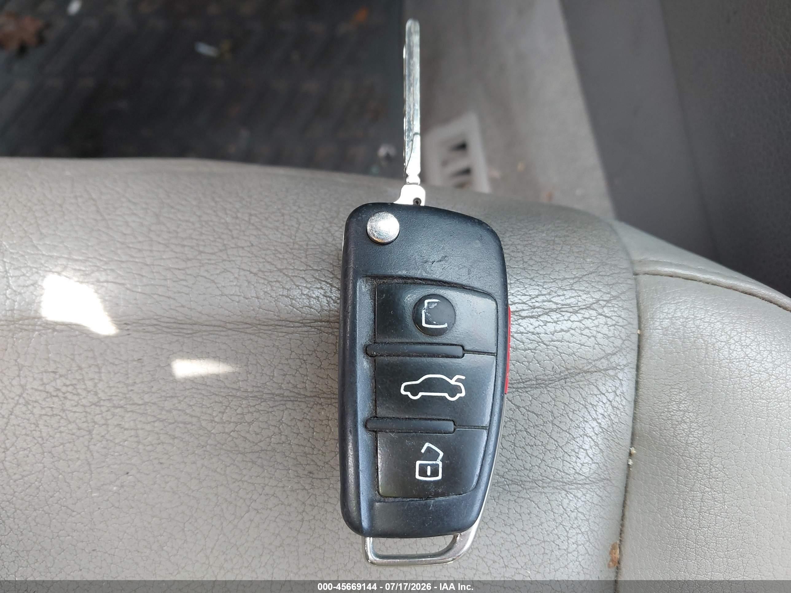 2008 Audi A4 2.0t Blue vin: WAUDF48H88K004456