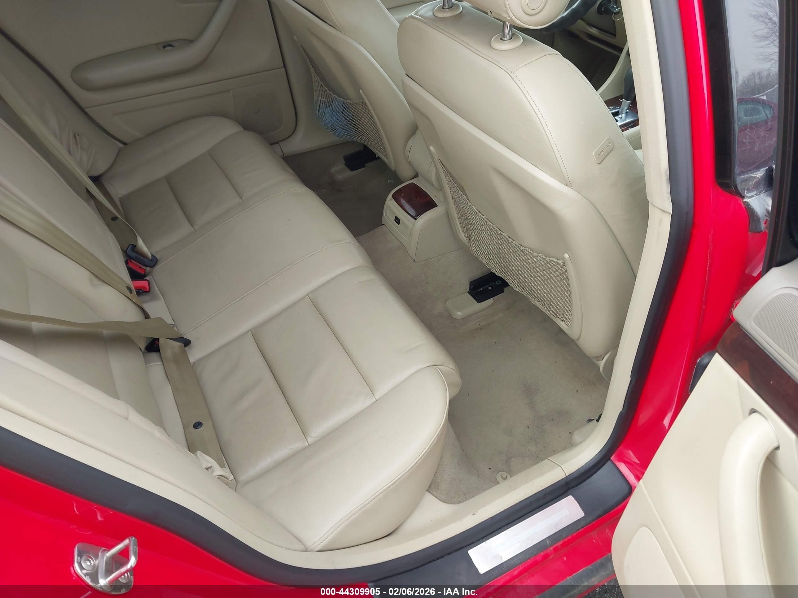 2007 Audi A4 2.0t Red vin: WAUDF78E07A053761