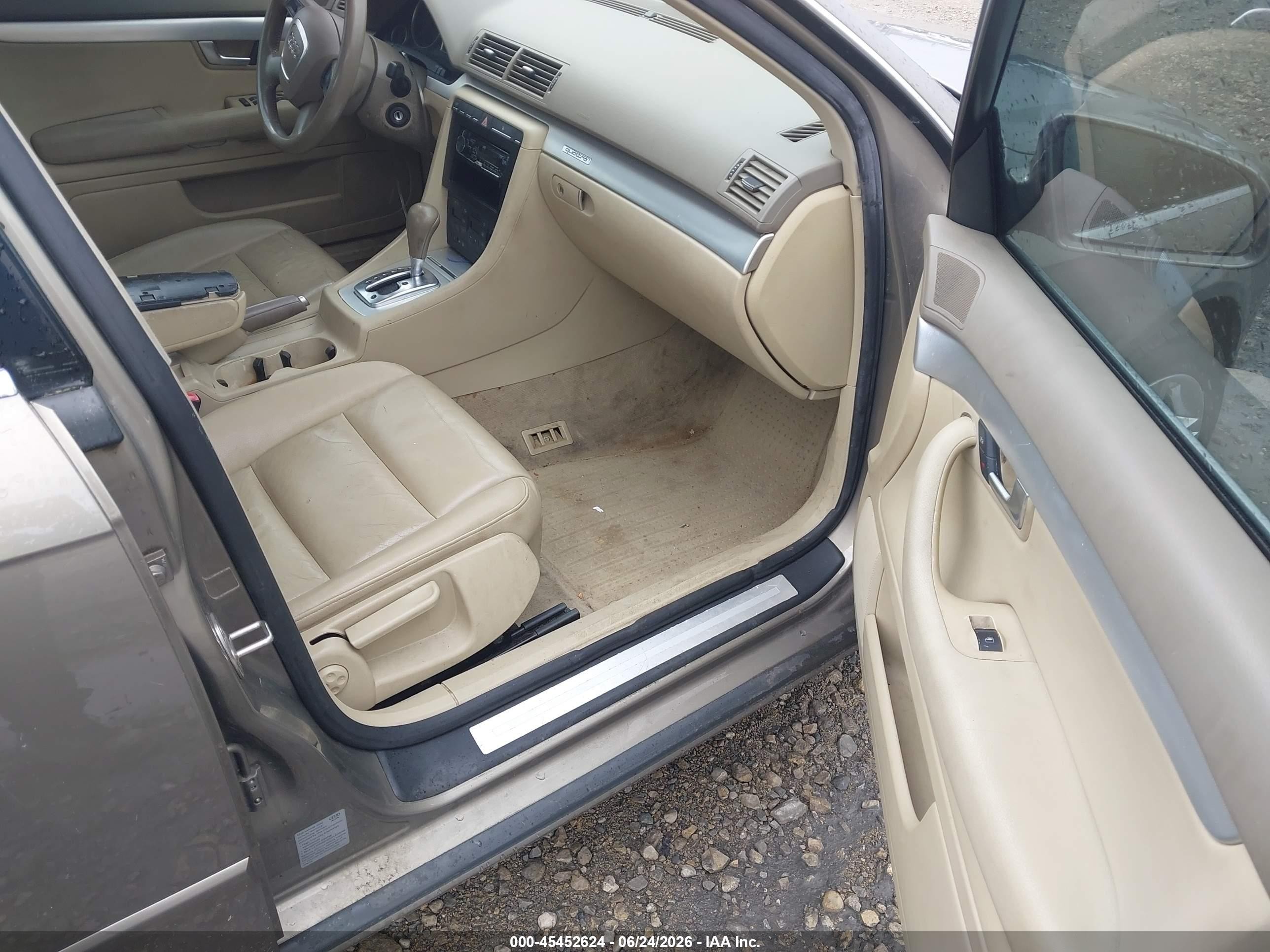 2007 Audi A4 2.0t Tan vin: WAUDF78E17A118505