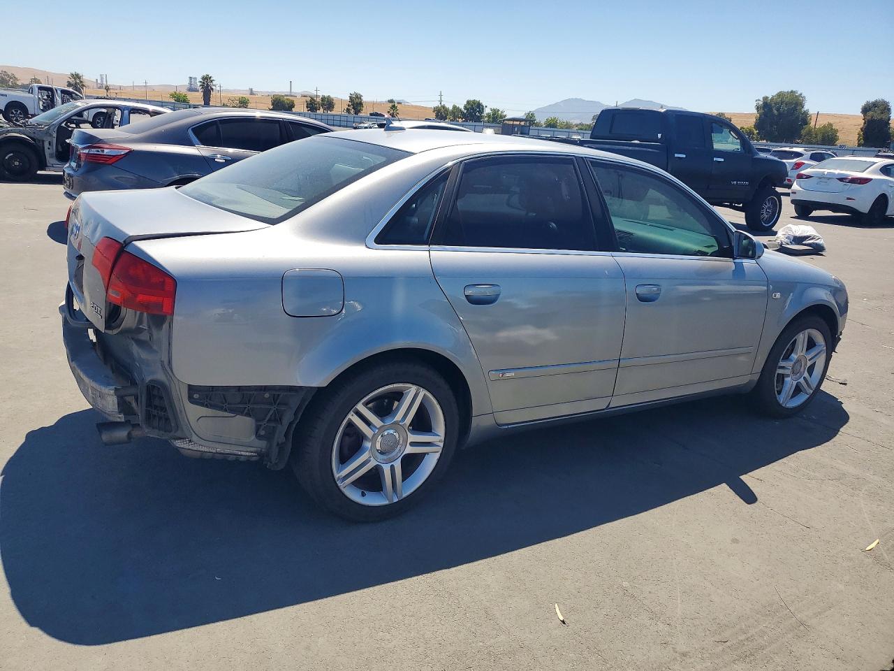 2007 Audi A4 2.0t Quattro Silver vin: WAUDF78E27A060839