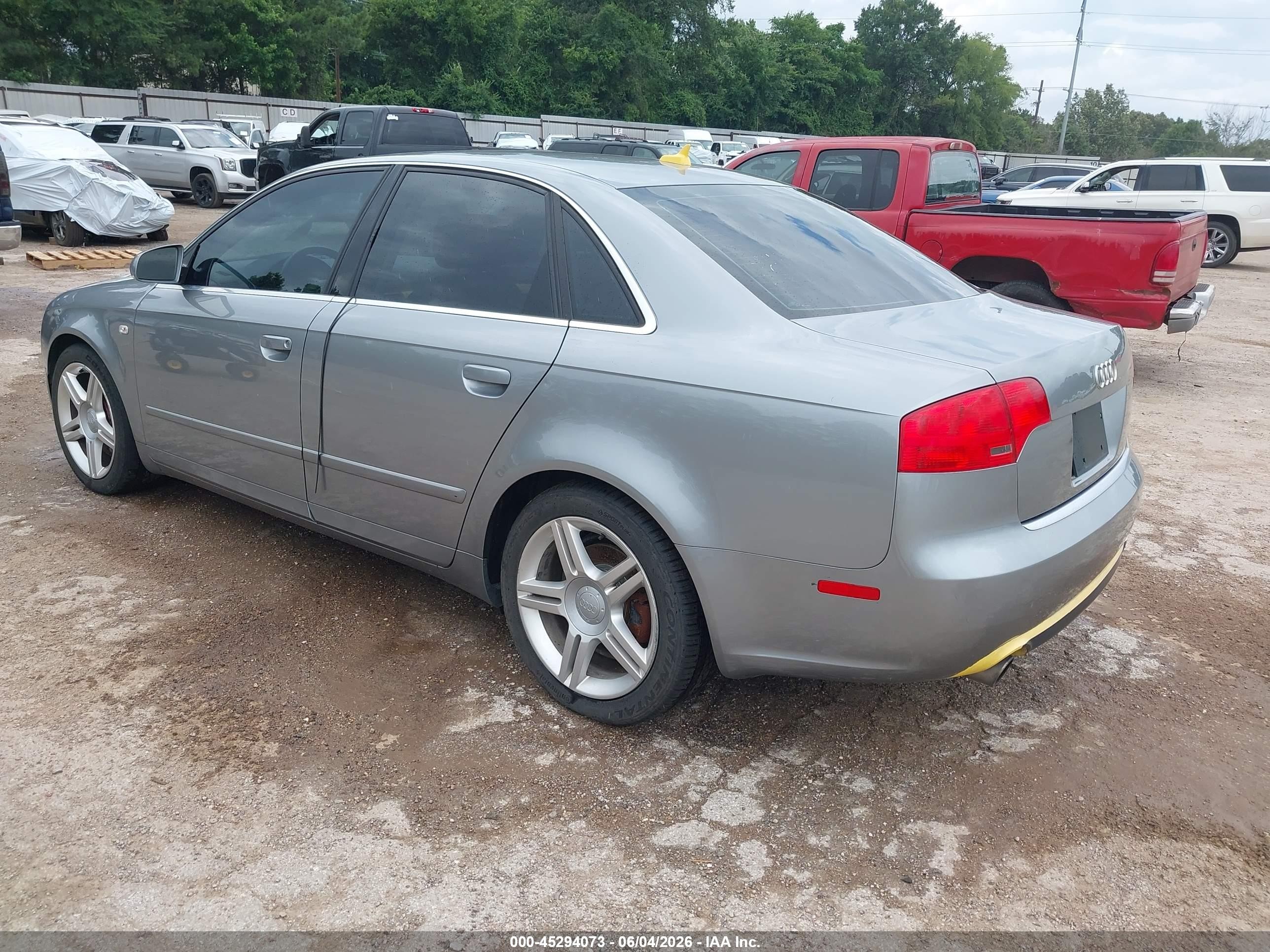 2007 Audi A4 2.0t Серый vin: WAUDF78E57A281125