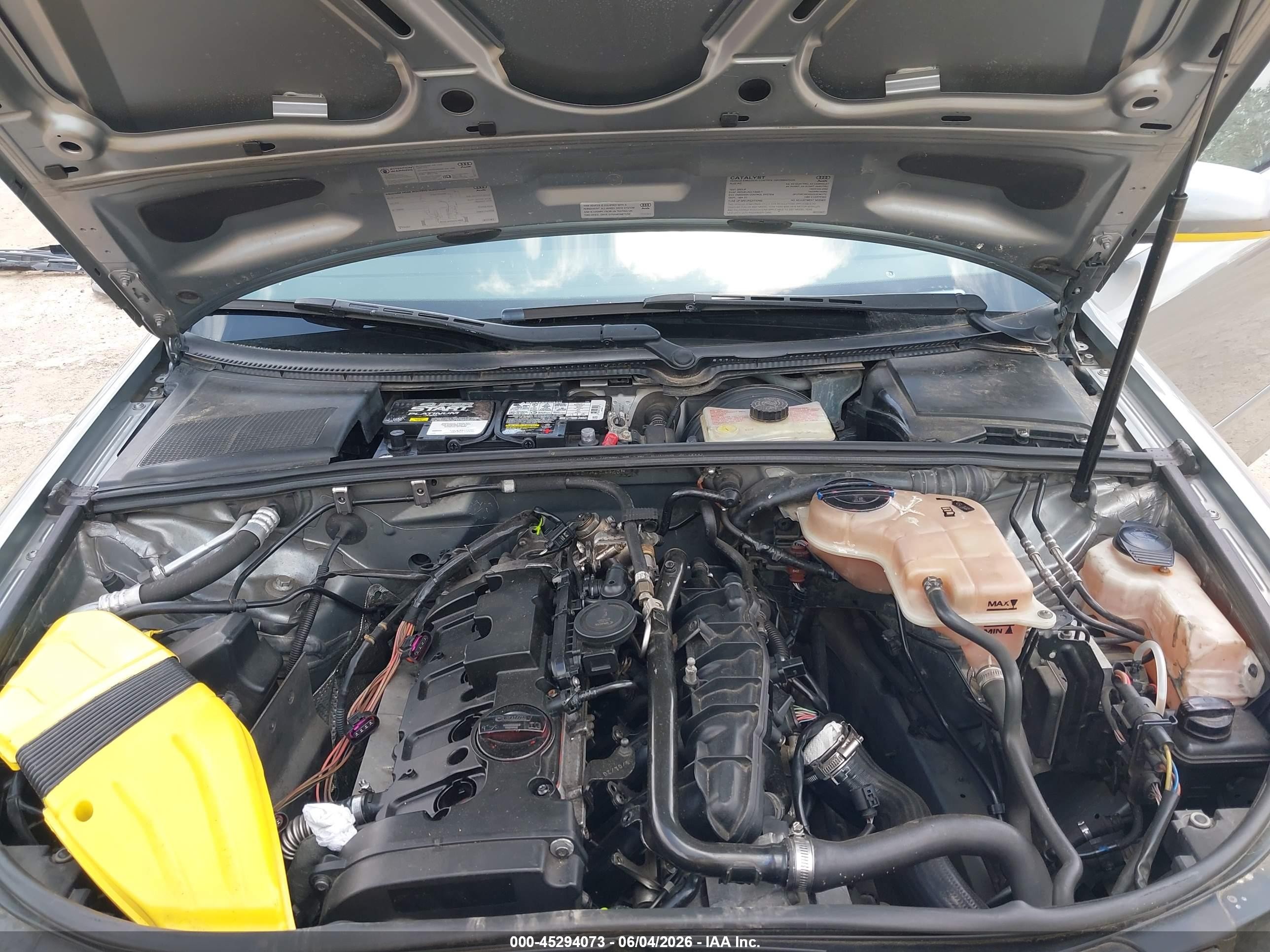 2007 Audi A4 2.0t Серый vin: WAUDF78E57A281125
