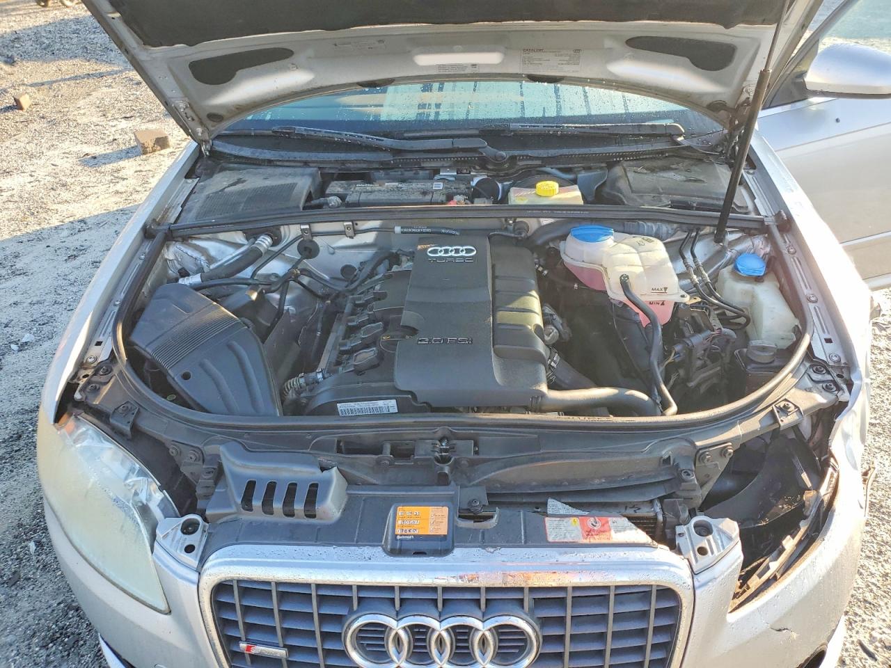 2008 Audi A4 2.0t Quattro Silver vin: WAUDF78E58A114085