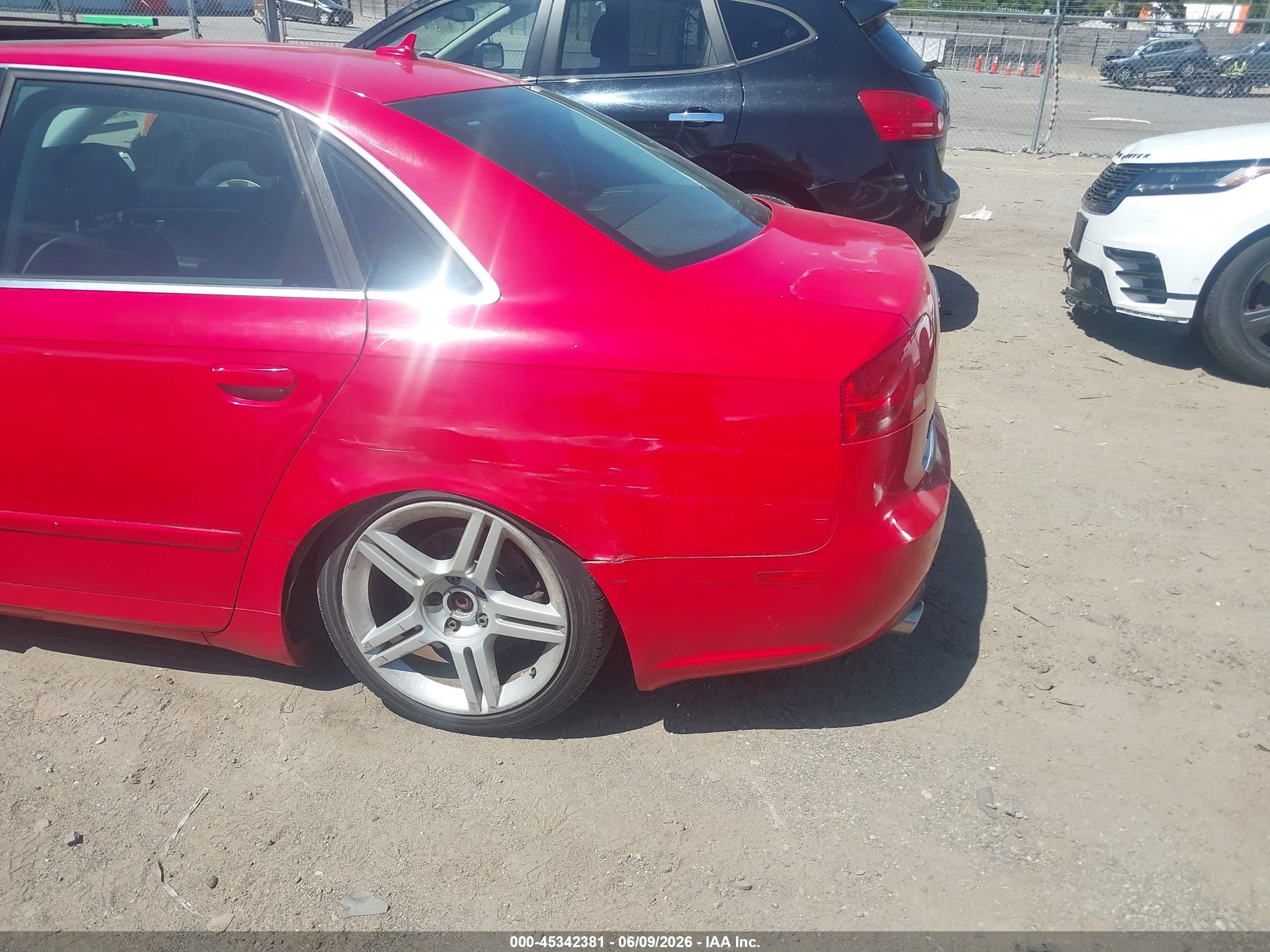 2007 Audi A4 2.0t Красный vin: WAUDF78EX7A143158