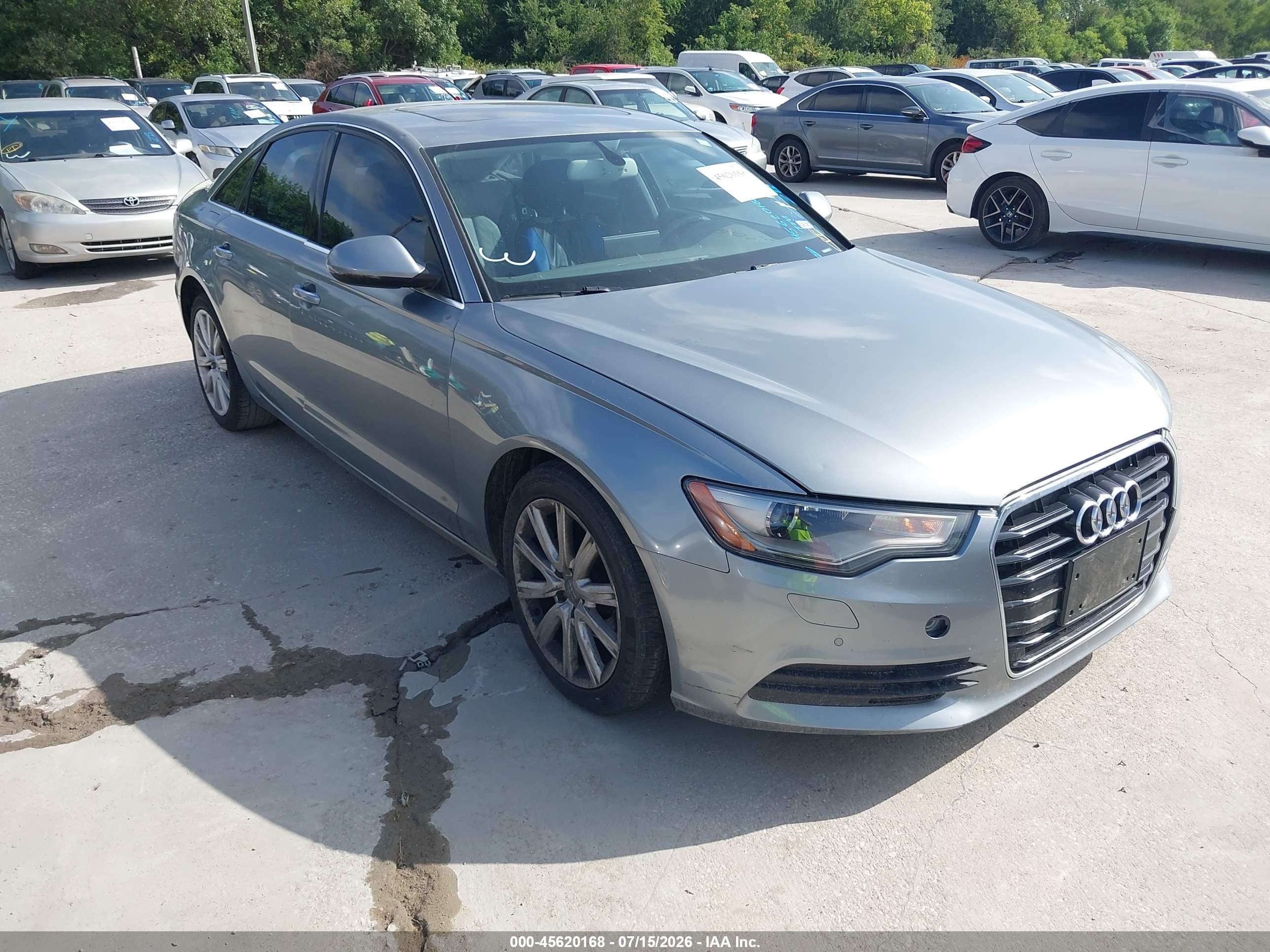 2013 Audi A6 2.0t Premium Silver vin: WAUDFAFC1DN039791