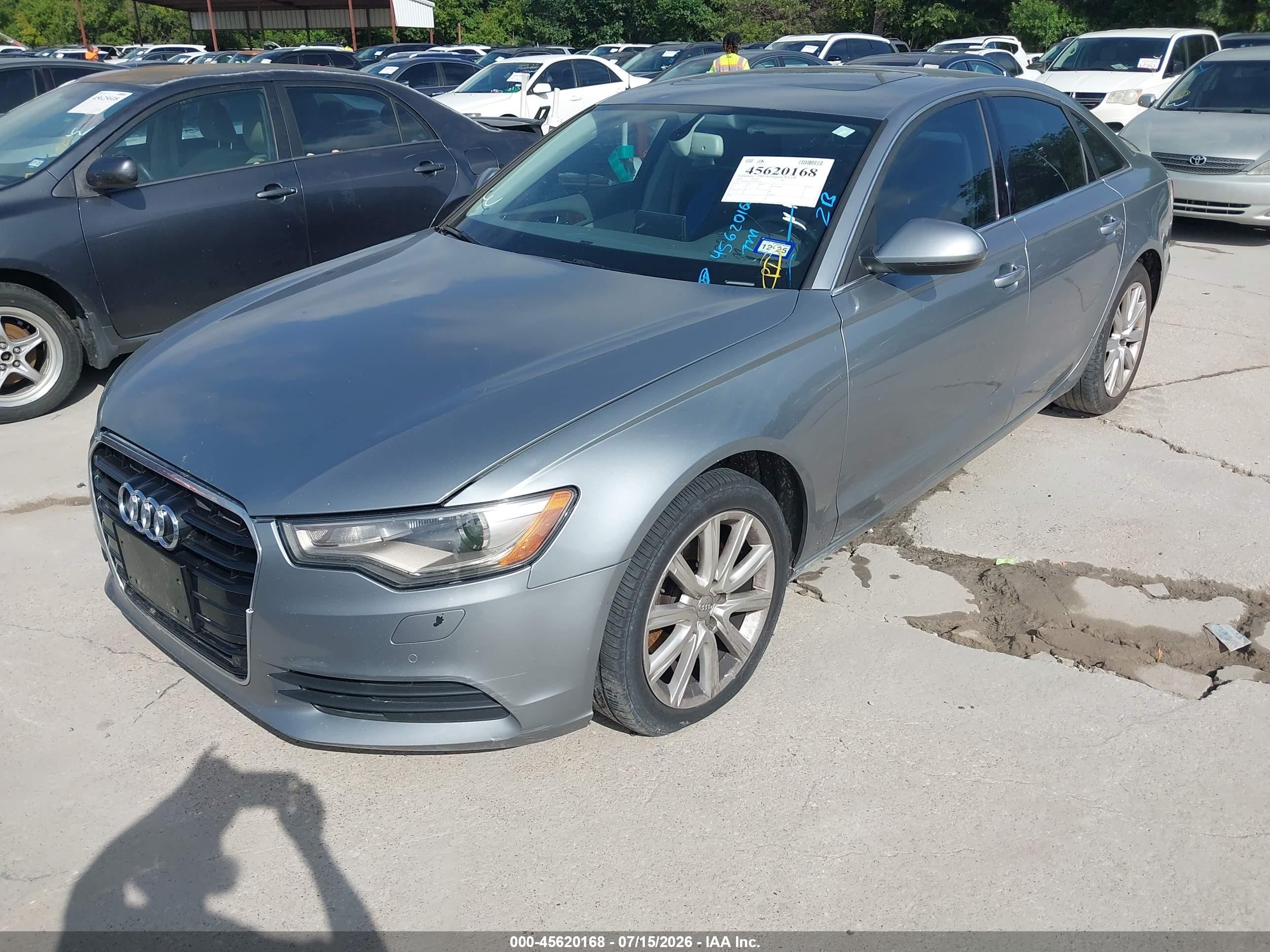 2013 Audi A6 2.0t Premium Silver vin: WAUDFAFC1DN039791